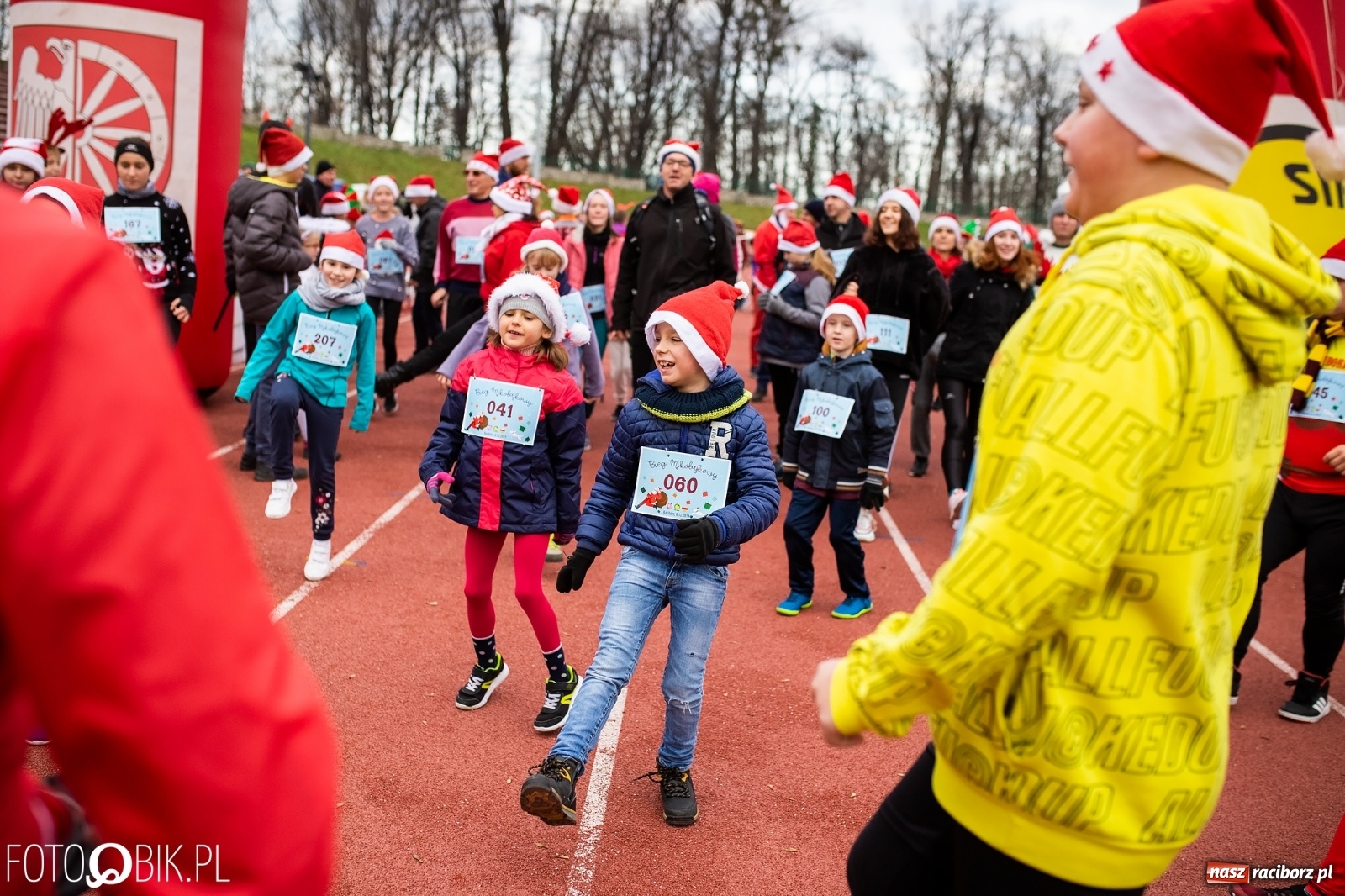 Zdjęcie w galerii na portalu naszraciborz.pl: Raciborski Bieg Mikołajkowy [FOTO i WIDEO] wiadomości z regionu
