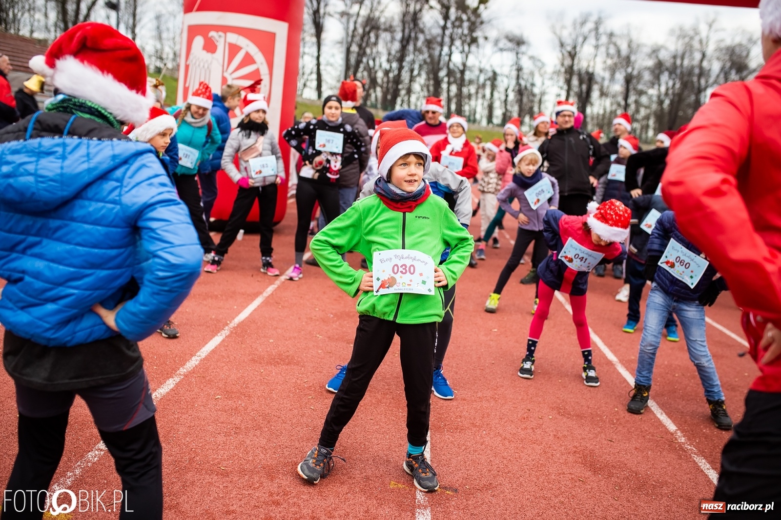 Zdjęcie w galerii na portalu naszraciborz.pl: Raciborski Bieg Mikołajkowy [FOTO i WIDEO] wiadomości z regionu