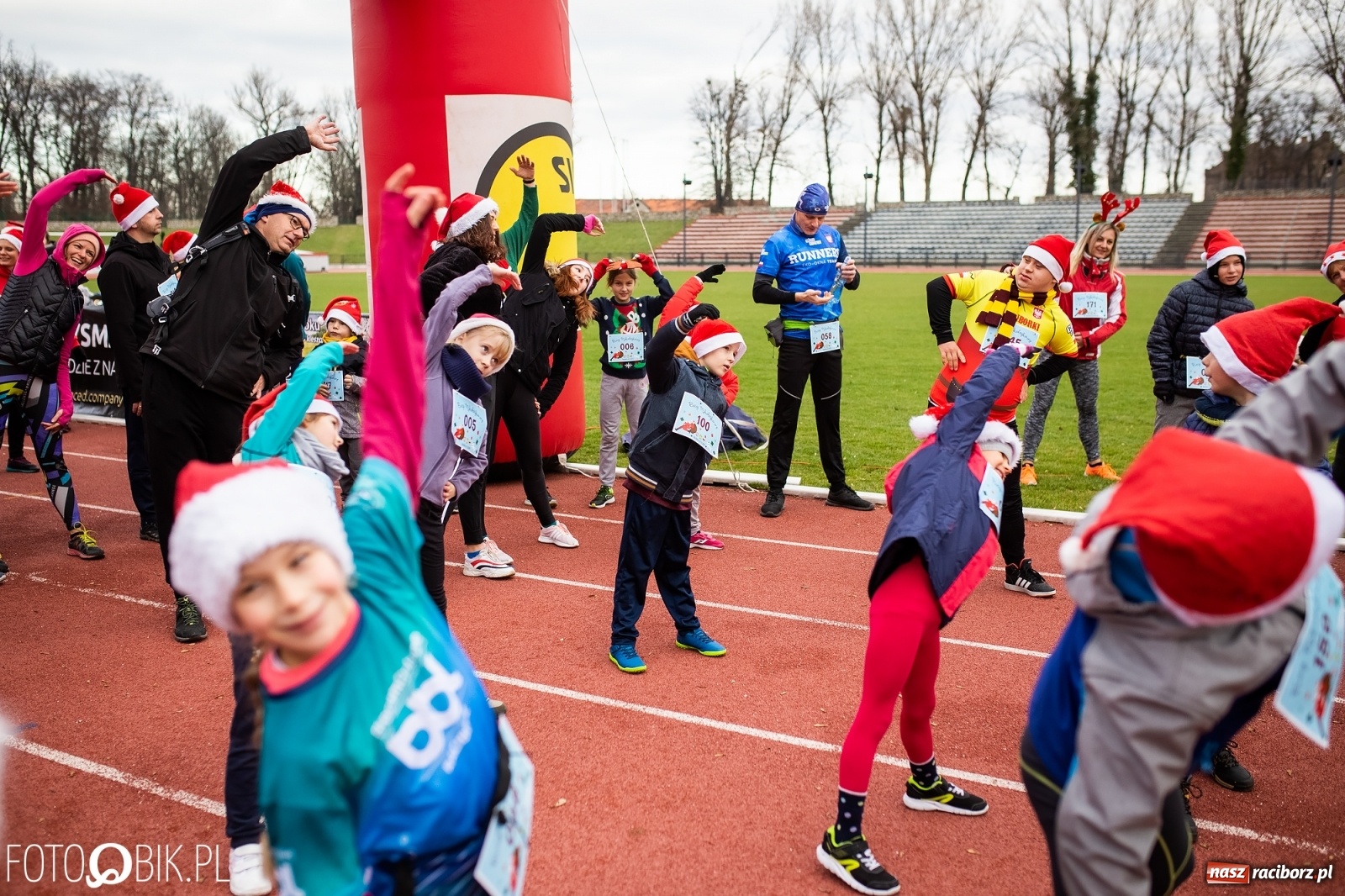 Zdjęcie w galerii na portalu naszraciborz.pl: Raciborski Bieg Mikołajkowy [FOTO i WIDEO] wiadomości z regionu