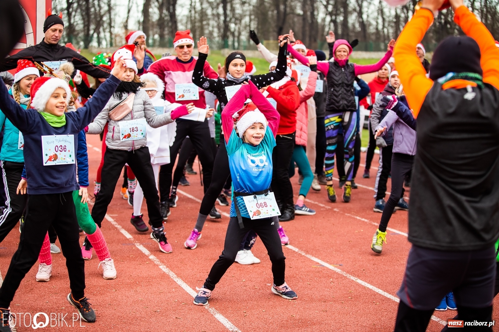 Zdjęcie w galerii na portalu naszraciborz.pl: Raciborski Bieg Mikołajkowy [FOTO i WIDEO] wiadomości z regionu