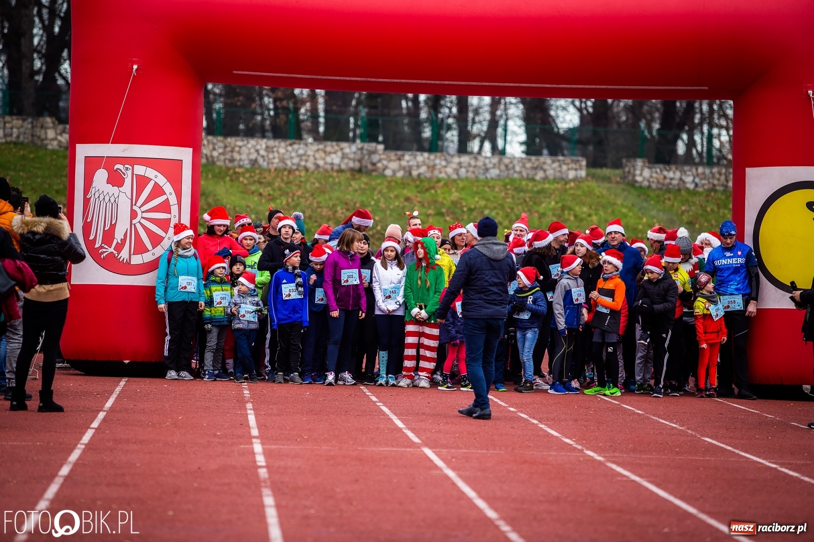 Zdjęcie w galerii na portalu naszraciborz.pl: Raciborski Bieg Mikołajkowy [FOTO i WIDEO] wiadomości z regionu