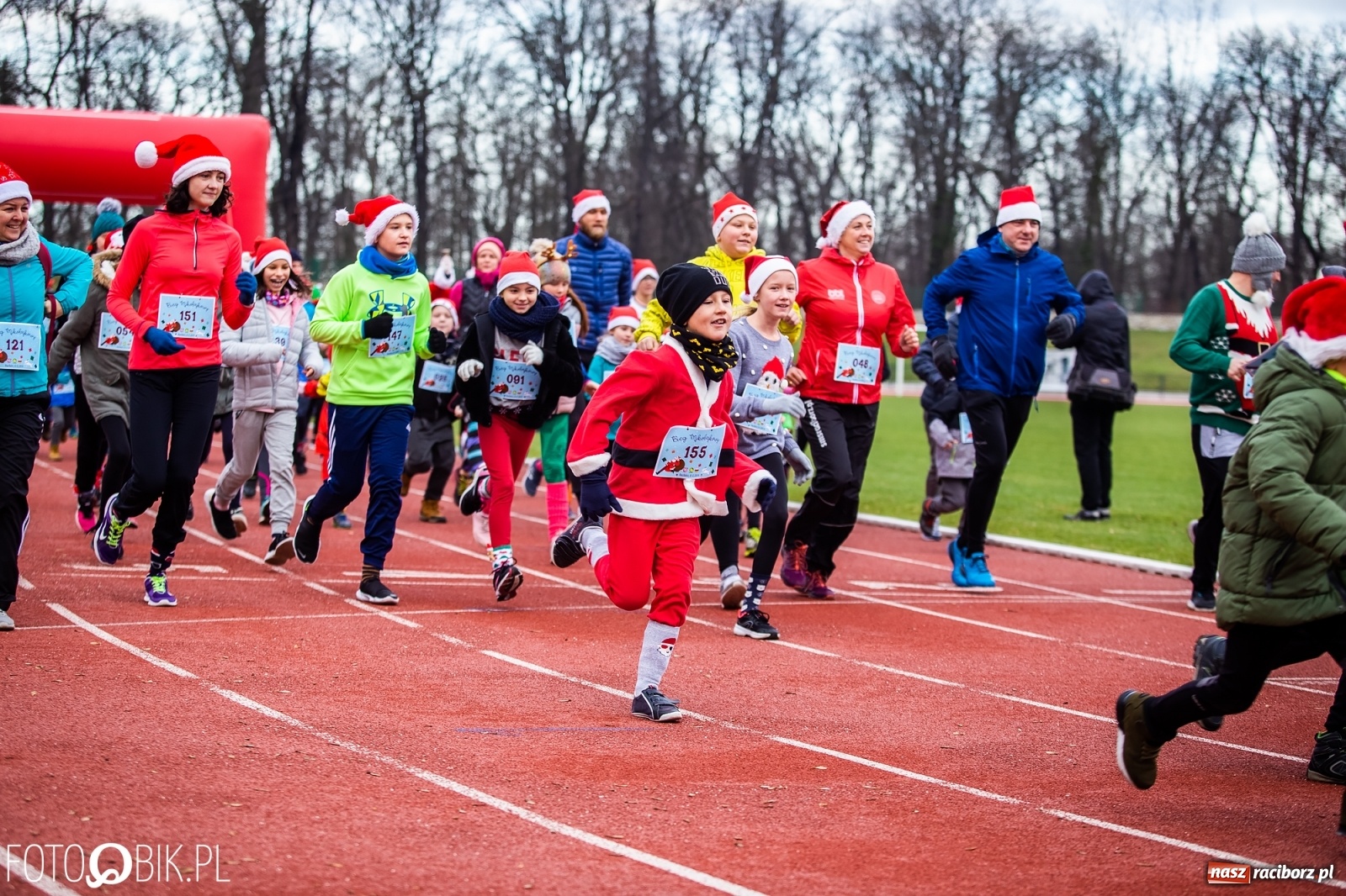 Zdjęcie w galerii na portalu naszraciborz.pl: Raciborski Bieg Mikołajkowy [FOTO i WIDEO] wiadomości z regionu
