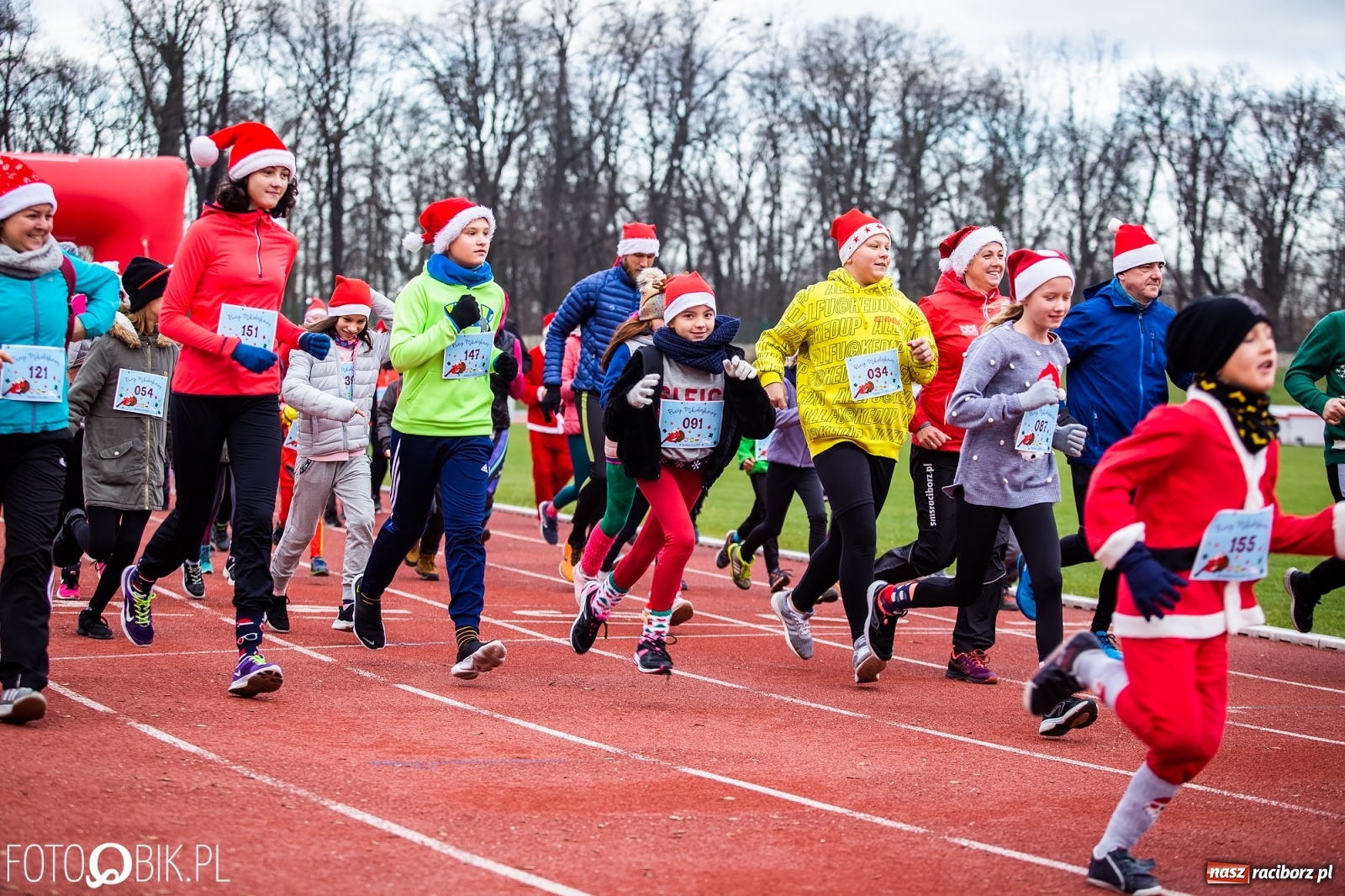 Zdjęcie w galerii na portalu naszraciborz.pl: Raciborski Bieg Mikołajkowy [FOTO i WIDEO] wiadomości z regionu