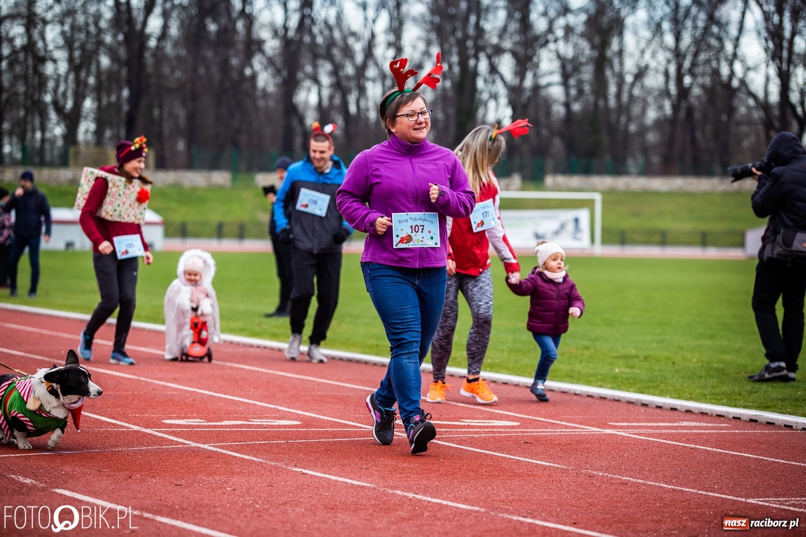 Zdjęcie w galerii na portalu naszraciborz.pl: Raciborski Bieg Mikołajkowy [FOTO i WIDEO] wiadomości z regionu