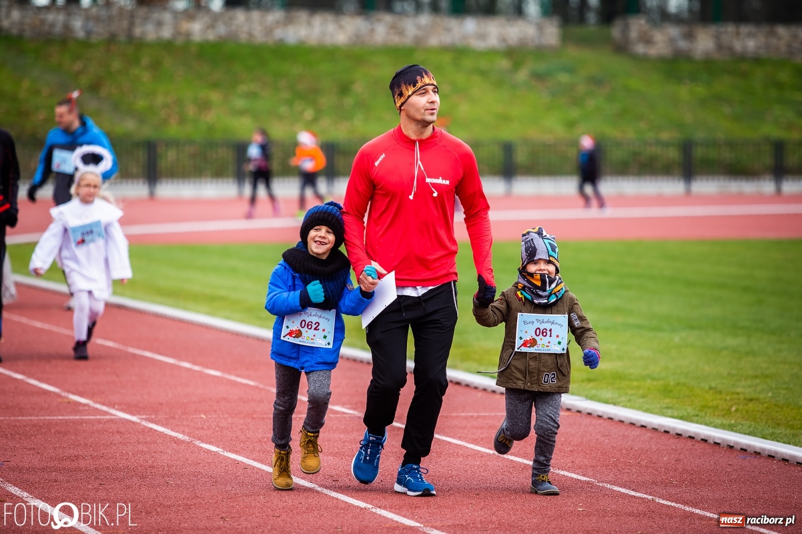 Zdjęcie w galerii na portalu naszraciborz.pl: Raciborski Bieg Mikołajkowy [FOTO i WIDEO] wiadomości z regionu