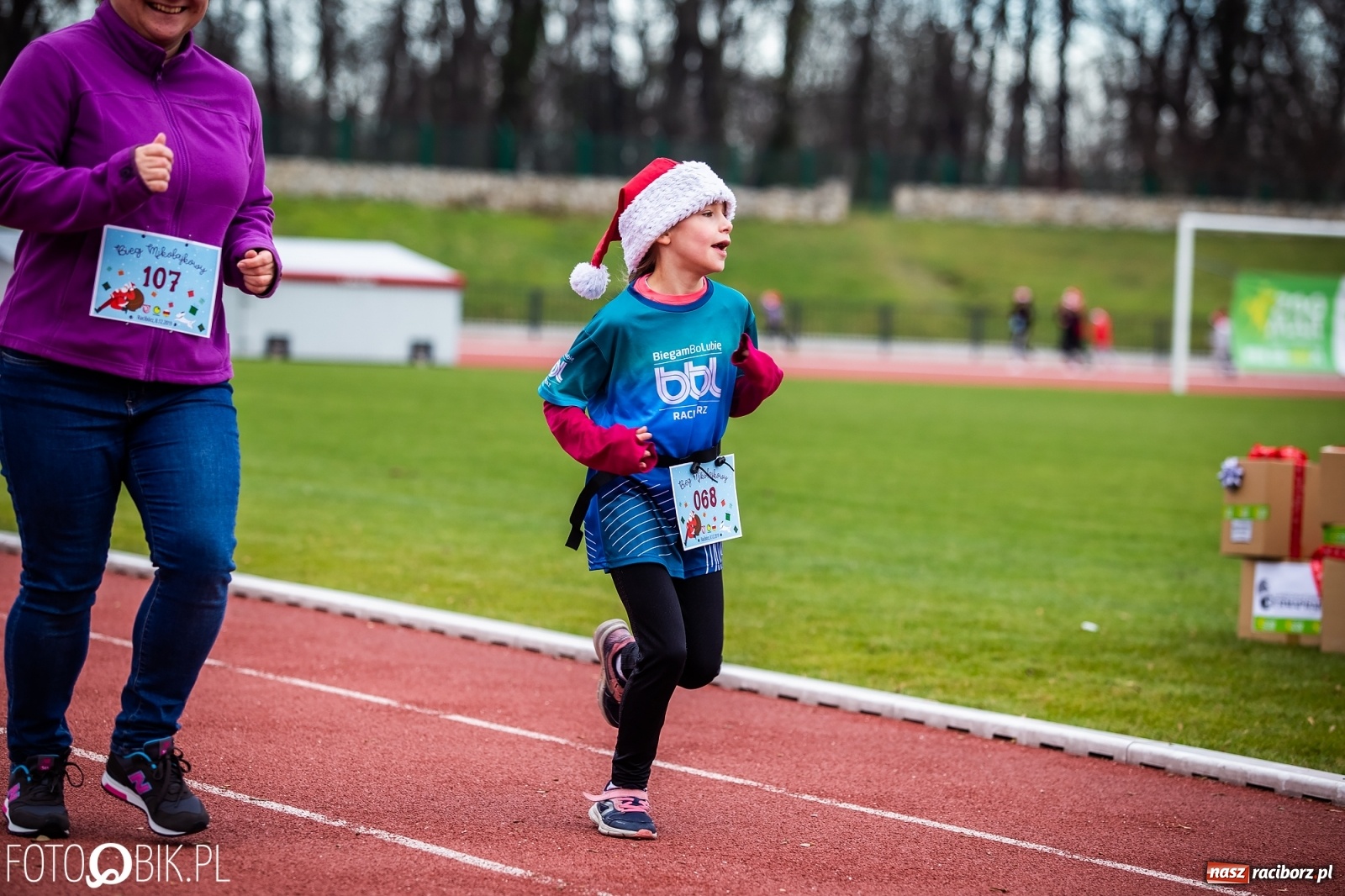 Zdjęcie w galerii na portalu naszraciborz.pl: Raciborski Bieg Mikołajkowy [FOTO i WIDEO] wiadomości z regionu