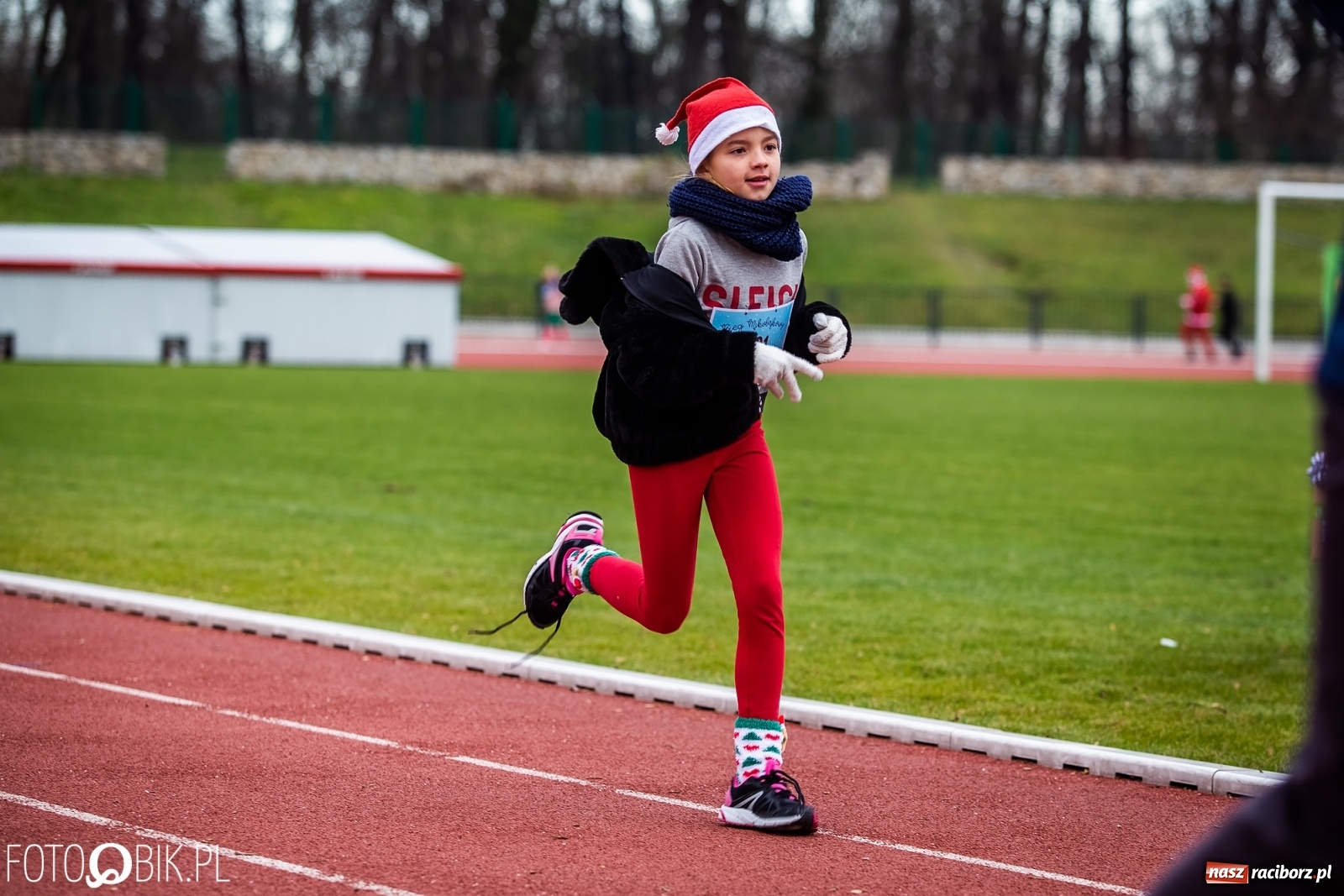 Zdjęcie w galerii na portalu naszraciborz.pl: Raciborski Bieg Mikołajkowy [FOTO i WIDEO] wiadomości z regionu