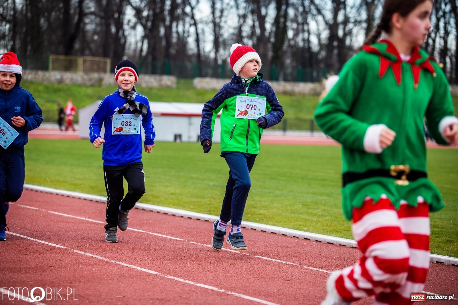 Zdjęcie w galerii na portalu naszraciborz.pl: Raciborski Bieg Mikołajkowy [FOTO i WIDEO] wiadomości z regionu