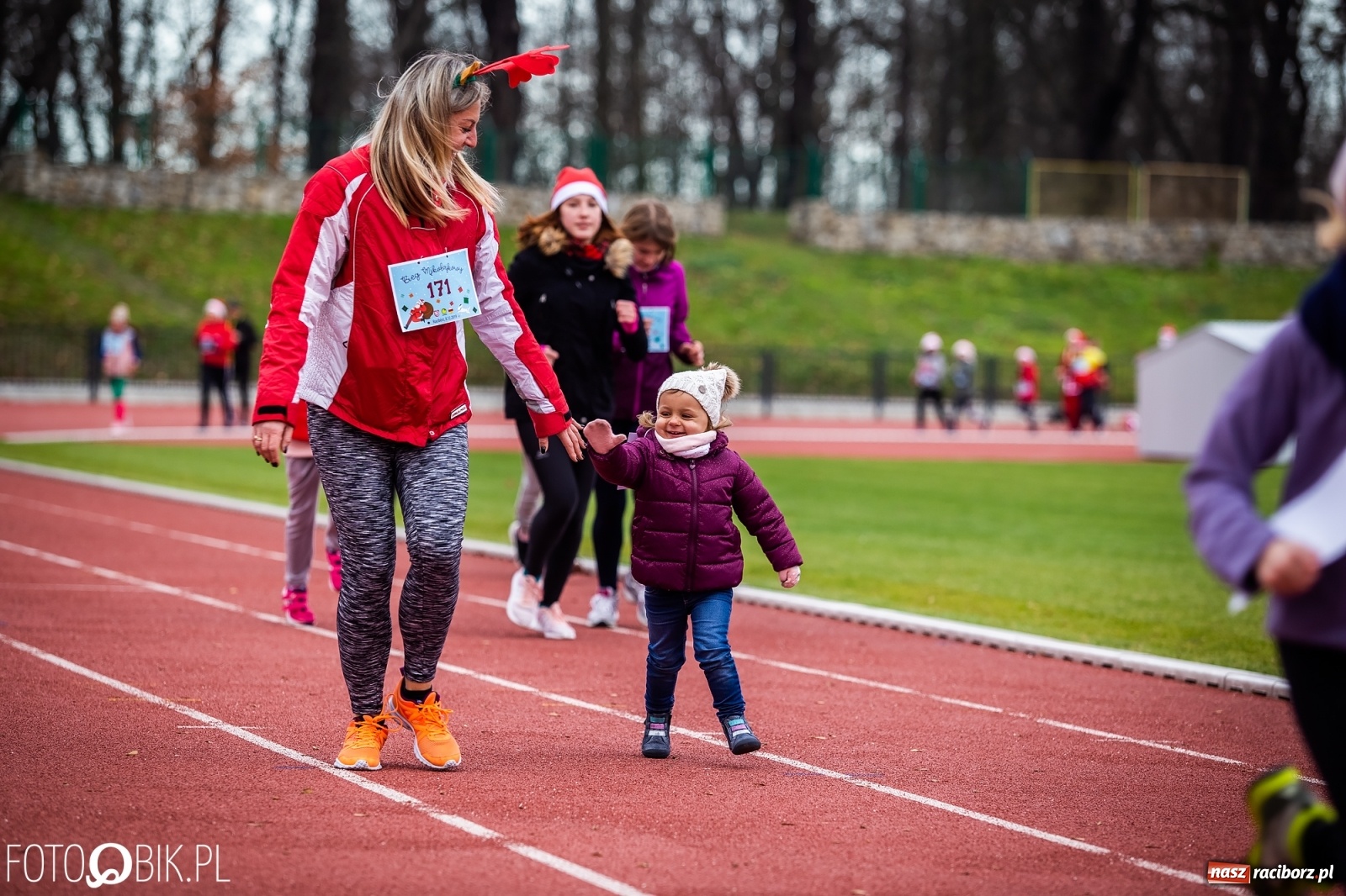 Zdjęcie w galerii na portalu naszraciborz.pl: Raciborski Bieg Mikołajkowy [FOTO i WIDEO] wiadomości z regionu