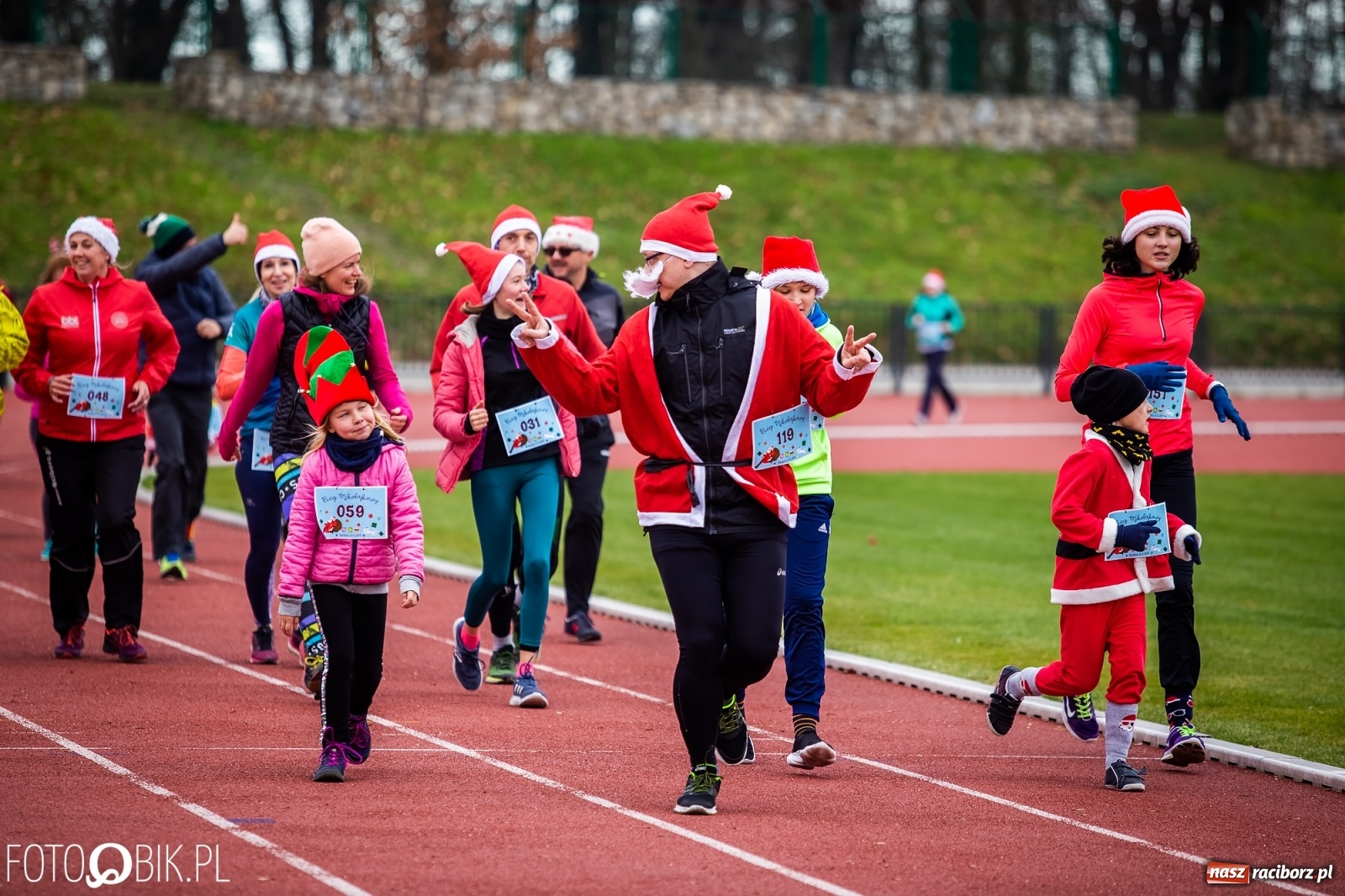 Zdjęcie w galerii na portalu naszraciborz.pl: Raciborski Bieg Mikołajkowy [FOTO i WIDEO] wiadomości z regionu