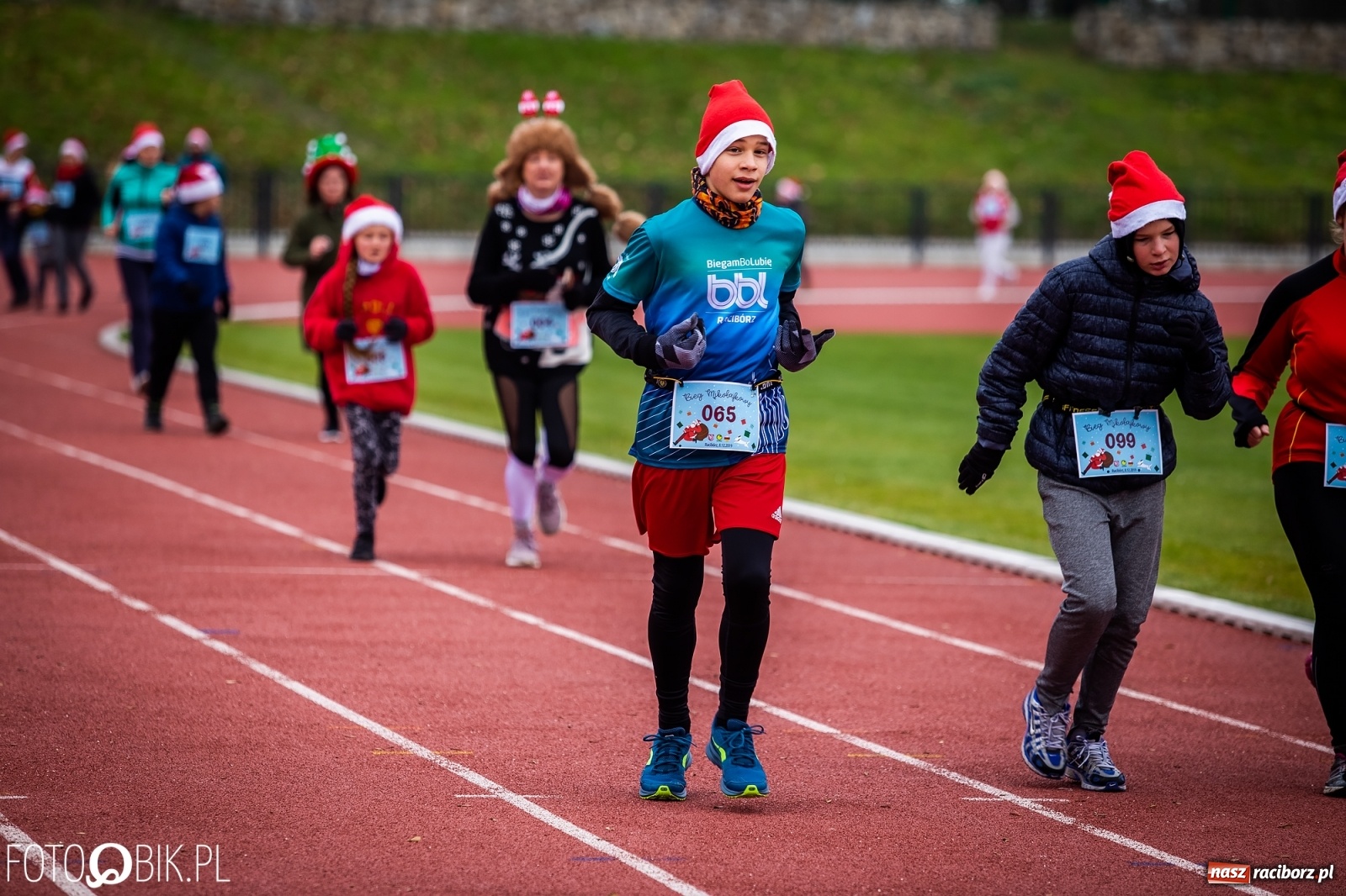 Zdjęcie w galerii na portalu naszraciborz.pl: Raciborski Bieg Mikołajkowy [FOTO i WIDEO] wiadomości z regionu