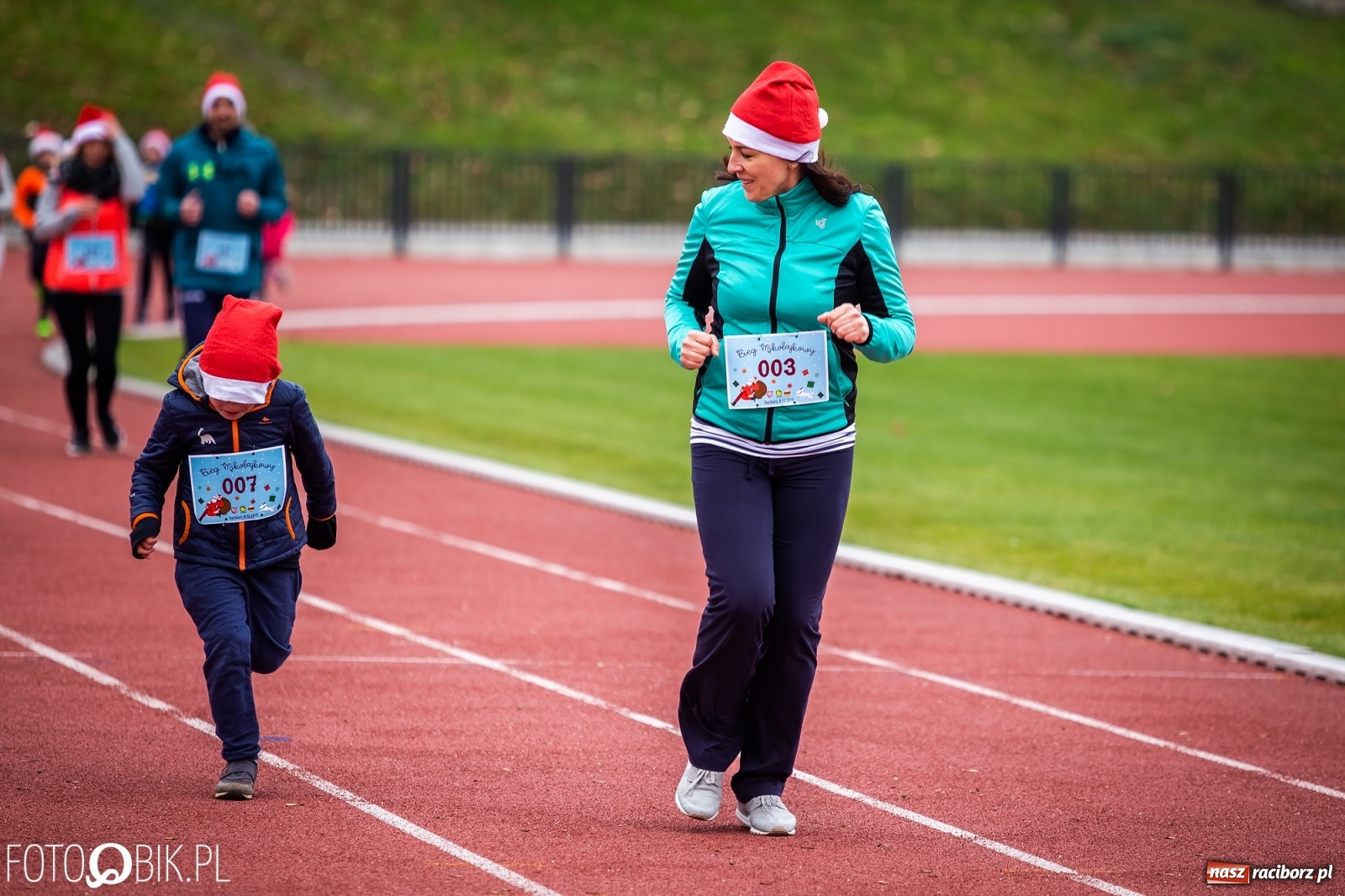 Zdjęcie w galerii na portalu naszraciborz.pl: Raciborski Bieg Mikołajkowy [FOTO i WIDEO] wiadomości z regionu
