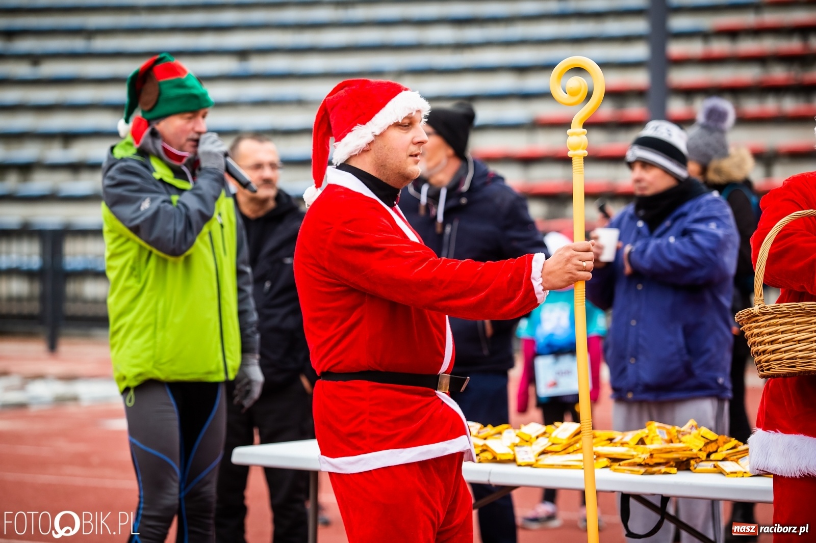 Zdjęcie w galerii na portalu naszraciborz.pl: Raciborski Bieg Mikołajkowy [FOTO i WIDEO] wiadomości z regionu