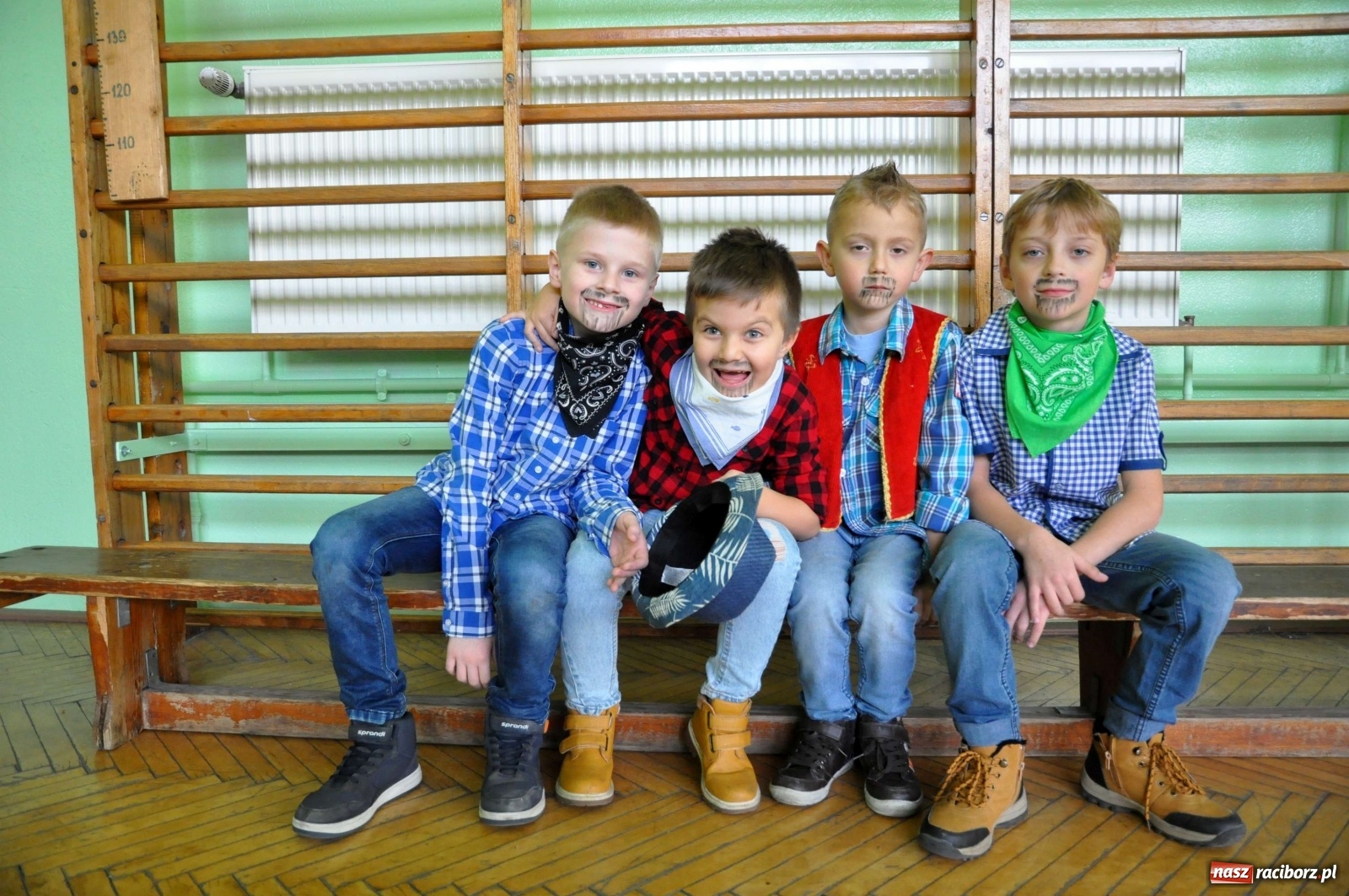 Zdjęcie w galerii na portalu naszraciborz.pl: A w Krzanowicach świąteczny kiermasz [FOTO] wiadomości z regionu