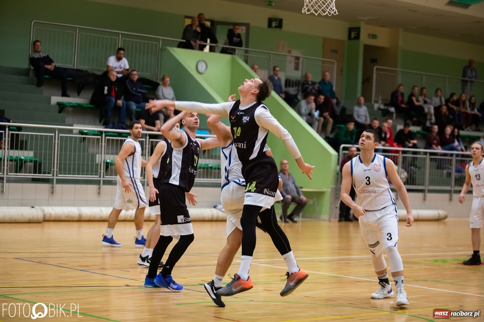 Zdjęcie w galerii na portalu naszraciborz.pl: Wyrównany bój raciborskiej Ofensywy [FOTO i WIDEO] wiadomości z regionu