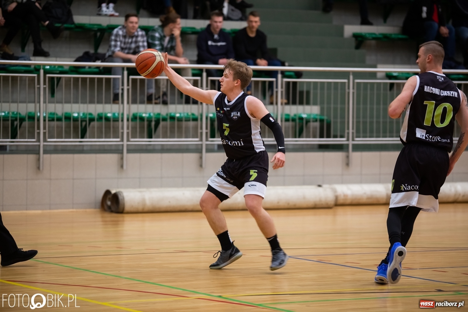 Zdjęcie w galerii na portalu naszraciborz.pl: Wyrównany bój raciborskiej Ofensywy [FOTO i WIDEO] wiadomości z regionu