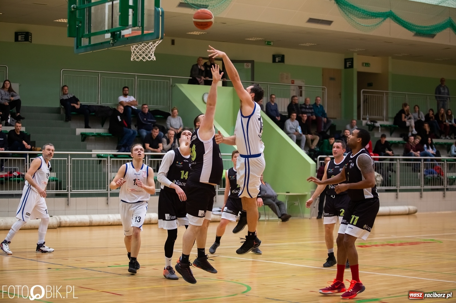Zdjęcie w galerii na portalu naszraciborz.pl: Wyrównany bój raciborskiej Ofensywy [FOTO i WIDEO] wiadomości z regionu