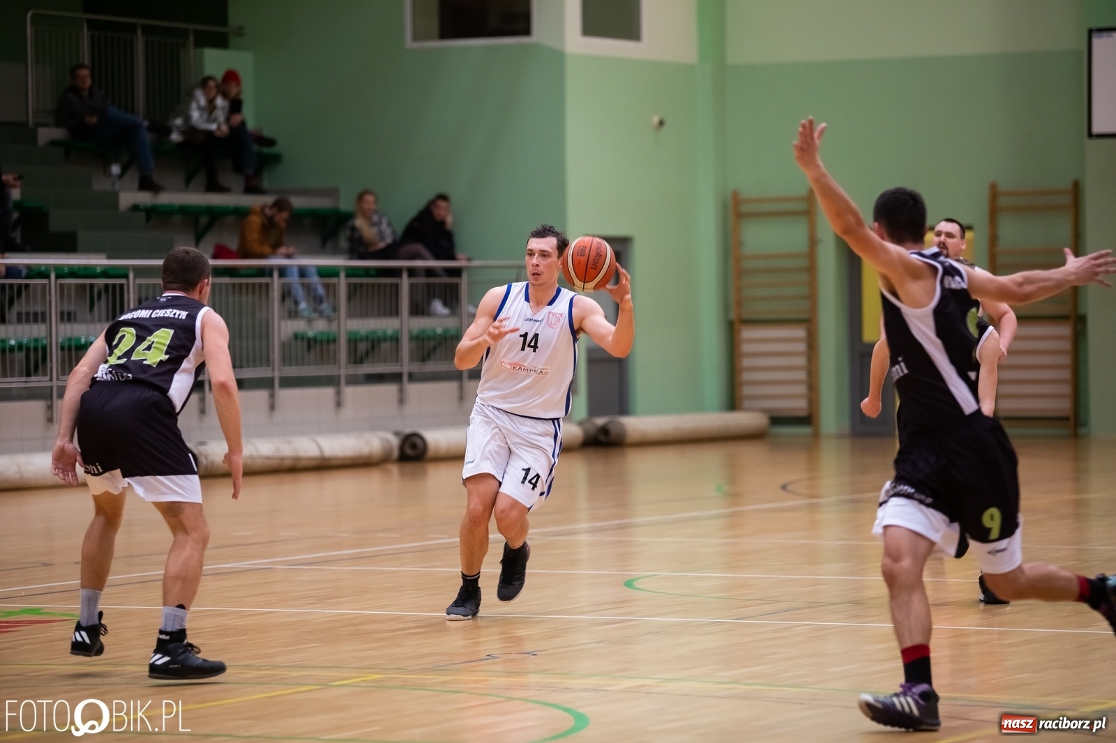 Zdjęcie w galerii na portalu naszraciborz.pl: Wyrównany bój raciborskiej Ofensywy [FOTO i WIDEO] wiadomości z regionu