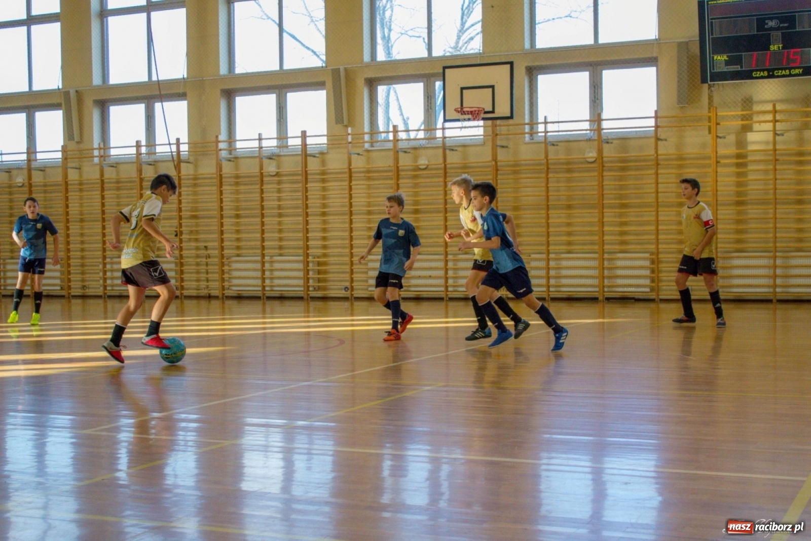 Zdjęcie w galerii na portalu naszraciborz.pl: Kuźniańska Stal zwycięzcą turnieju mikołajkowego w Kornowacu wiadomości z regionu