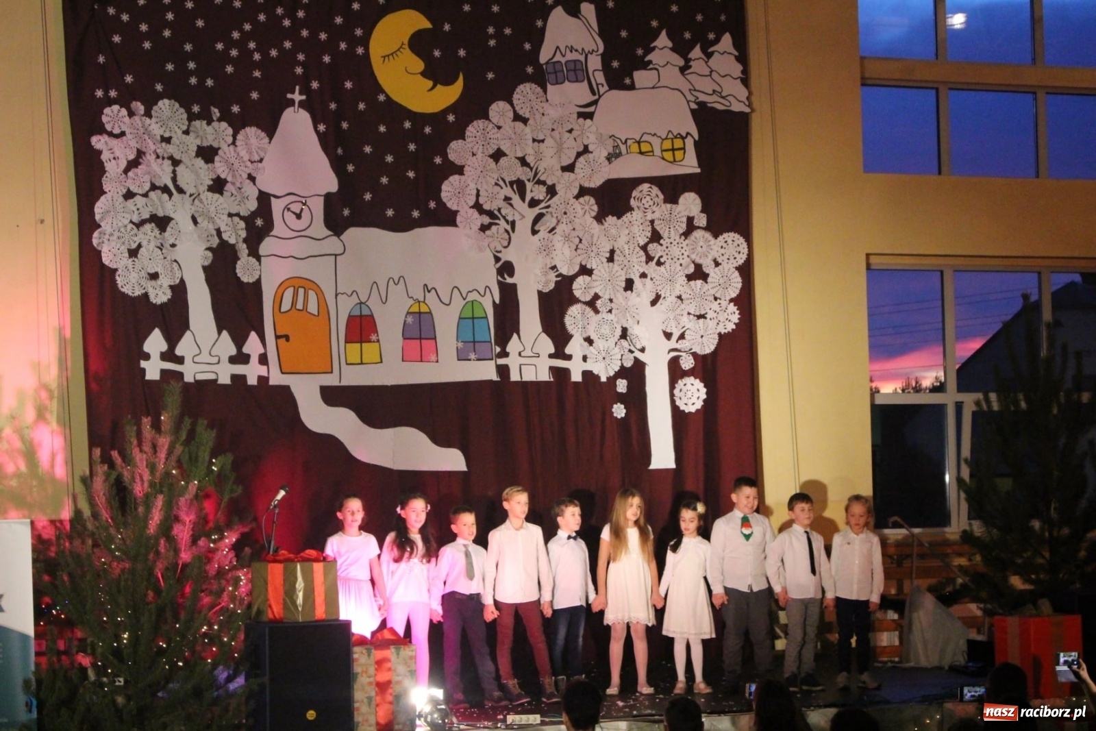 Zdjęcie w galerii na portalu naszraciborz.pl: Nędza. Charytatywny kiermasz ze zdwojoną siłą wiadomości z regionu