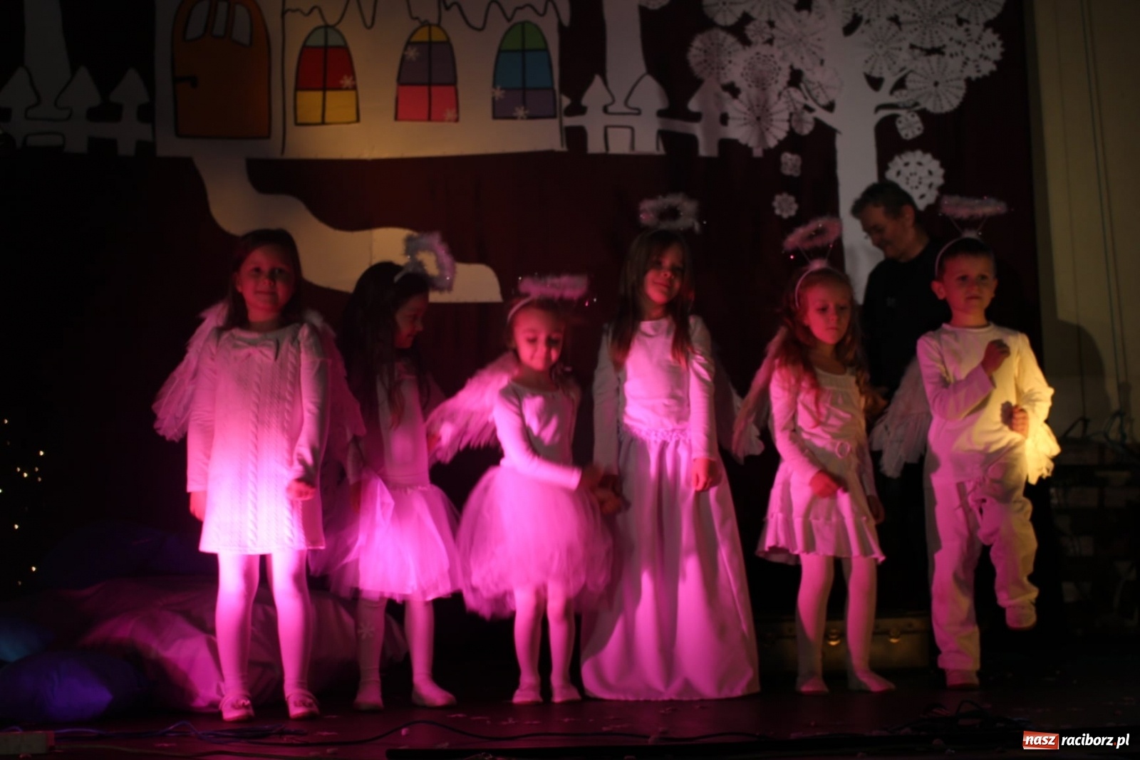 Zdjęcie w galerii na portalu naszraciborz.pl: Nędza. Charytatywny kiermasz ze zdwojoną siłą wiadomości z regionu