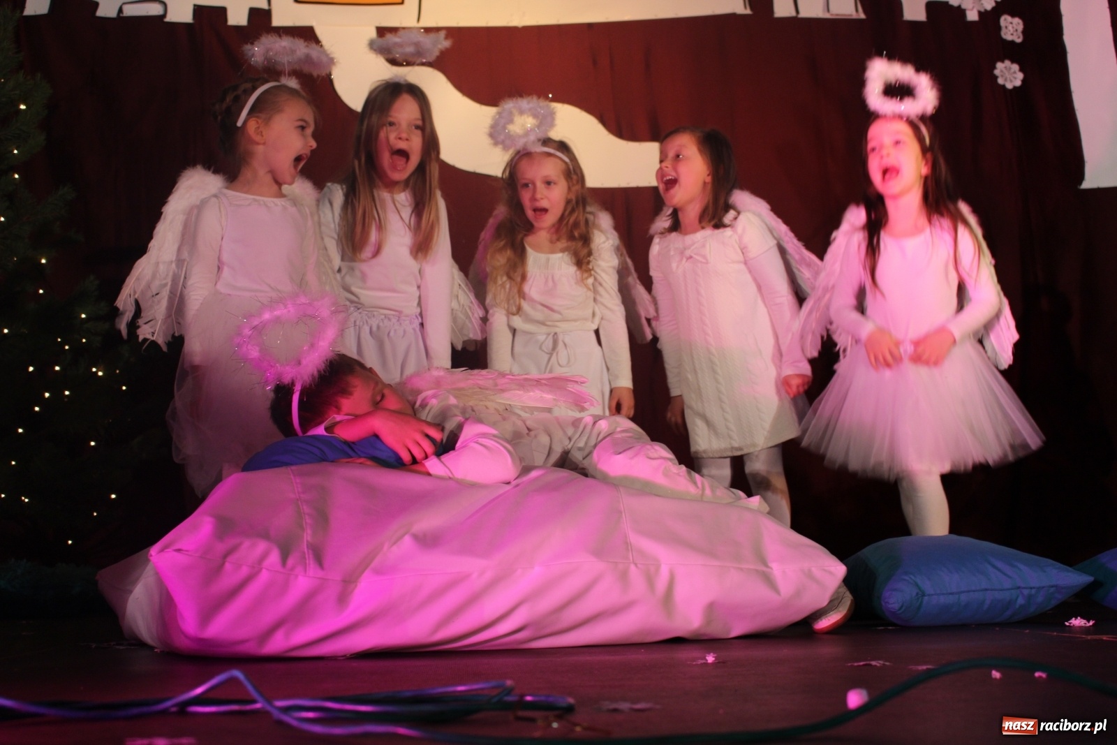 Zdjęcie w galerii na portalu naszraciborz.pl: Nędza. Charytatywny kiermasz ze zdwojoną siłą wiadomości z regionu