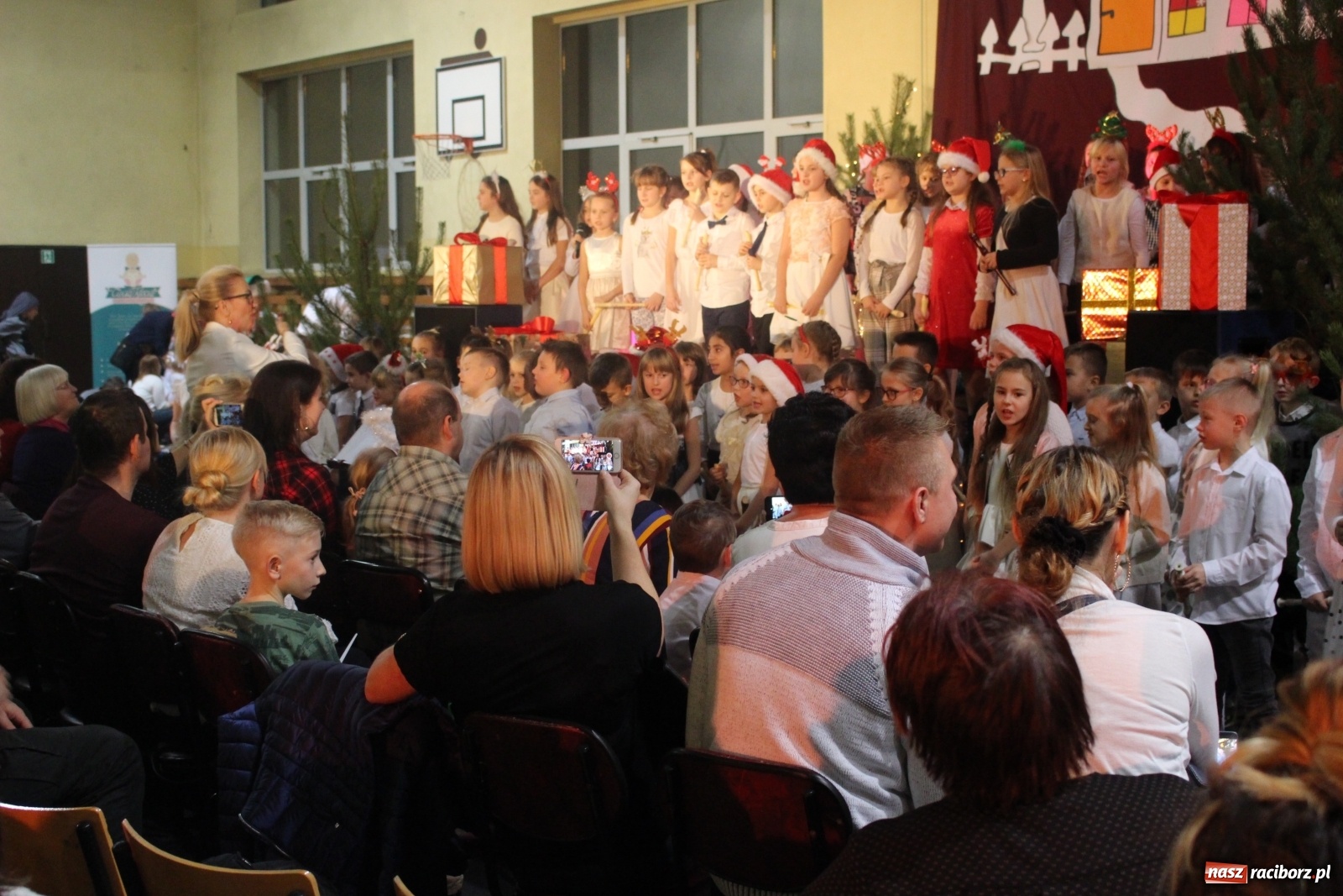 Zdjęcie w galerii na portalu naszraciborz.pl: Nędza. Charytatywny kiermasz ze zdwojoną siłą wiadomości z regionu