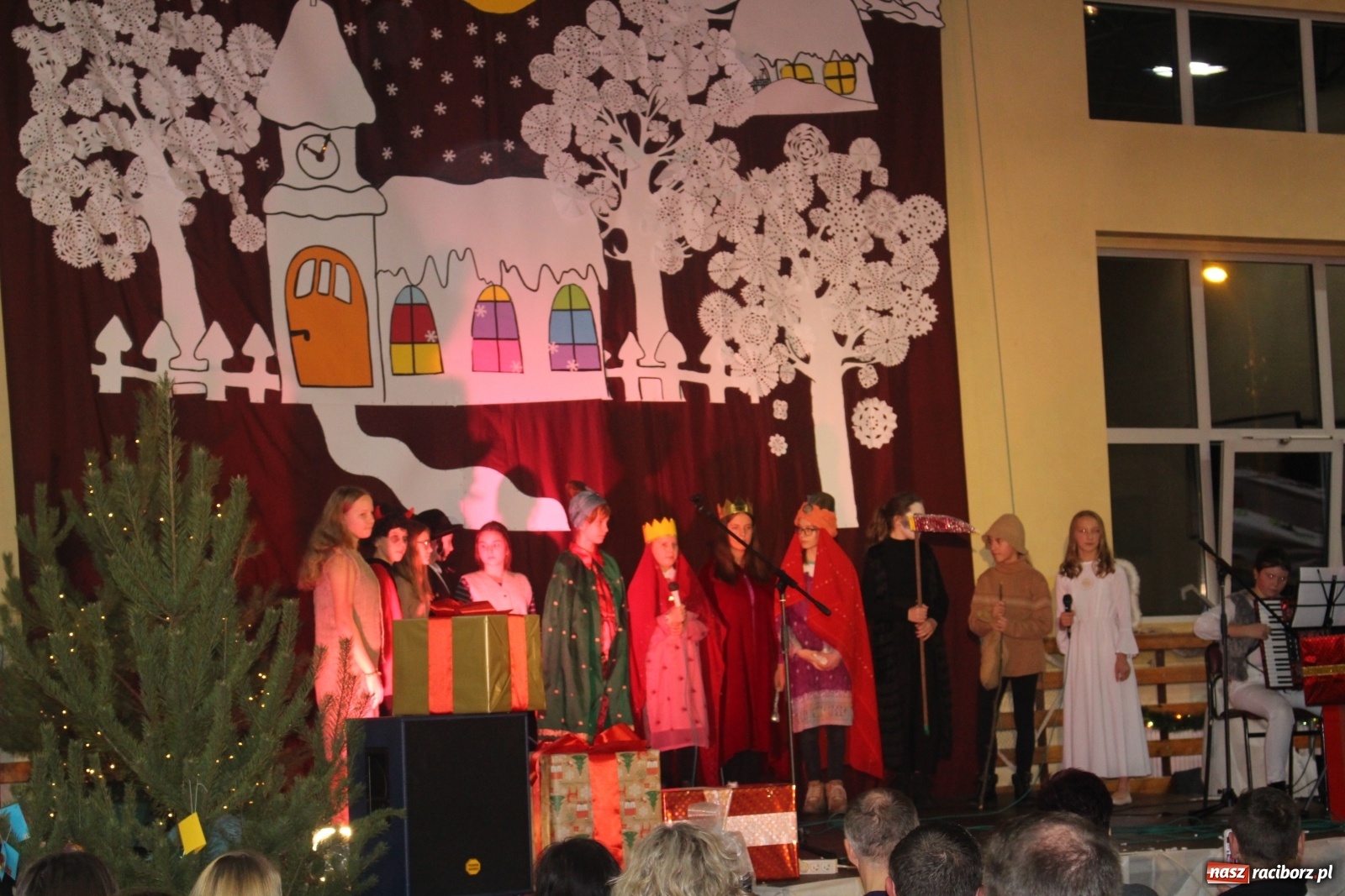 Zdjęcie w galerii na portalu naszraciborz.pl: Nędza. Charytatywny kiermasz ze zdwojoną siłą wiadomości z regionu