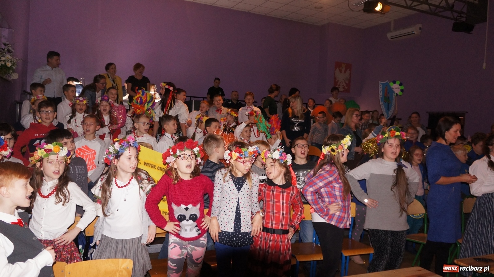 Zdjęcie w galerii na portalu naszraciborz.pl: Frelki z SP 18 wyśpiewały zwycięstwo wiadomości z regionu