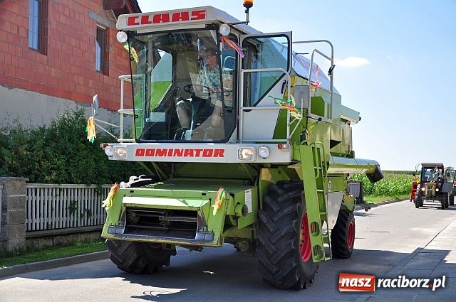 Zdjęcie w galerii na portalu naszraciborz.pl: Dożynki w Sudole z młodą na rowerze wiadomości z regionu