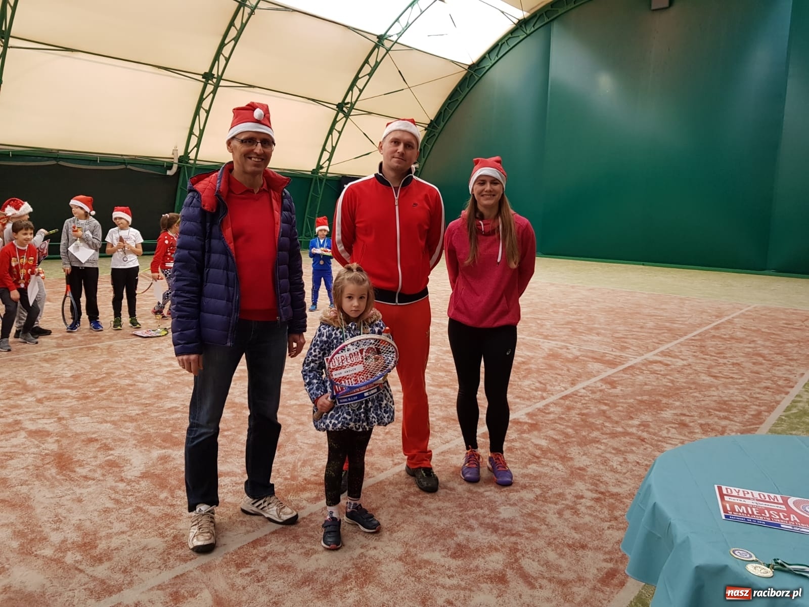 Zdjęcie w galerii na portalu naszraciborz.pl: Mikołajkowy turniej Raciborskiego Klubu Tenisowego  wiadomości z regionu