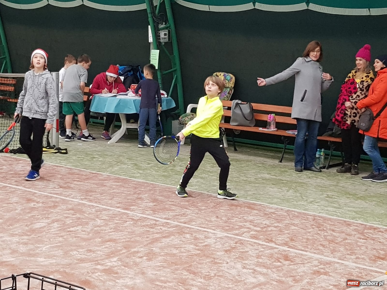 Zdjęcie w galerii na portalu naszraciborz.pl: Mikołajkowy turniej Raciborskiego Klubu Tenisowego  wiadomości z regionu