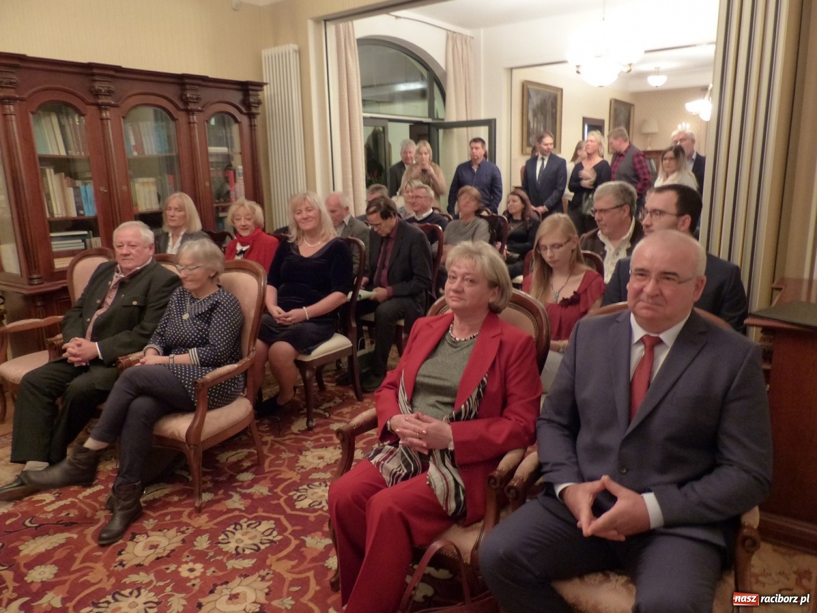 Zdjęcie w galerii na portalu naszraciborz.pl: Bene Merito - medal polskiego MSZ dla raciborzanina  wiadomości z regionu