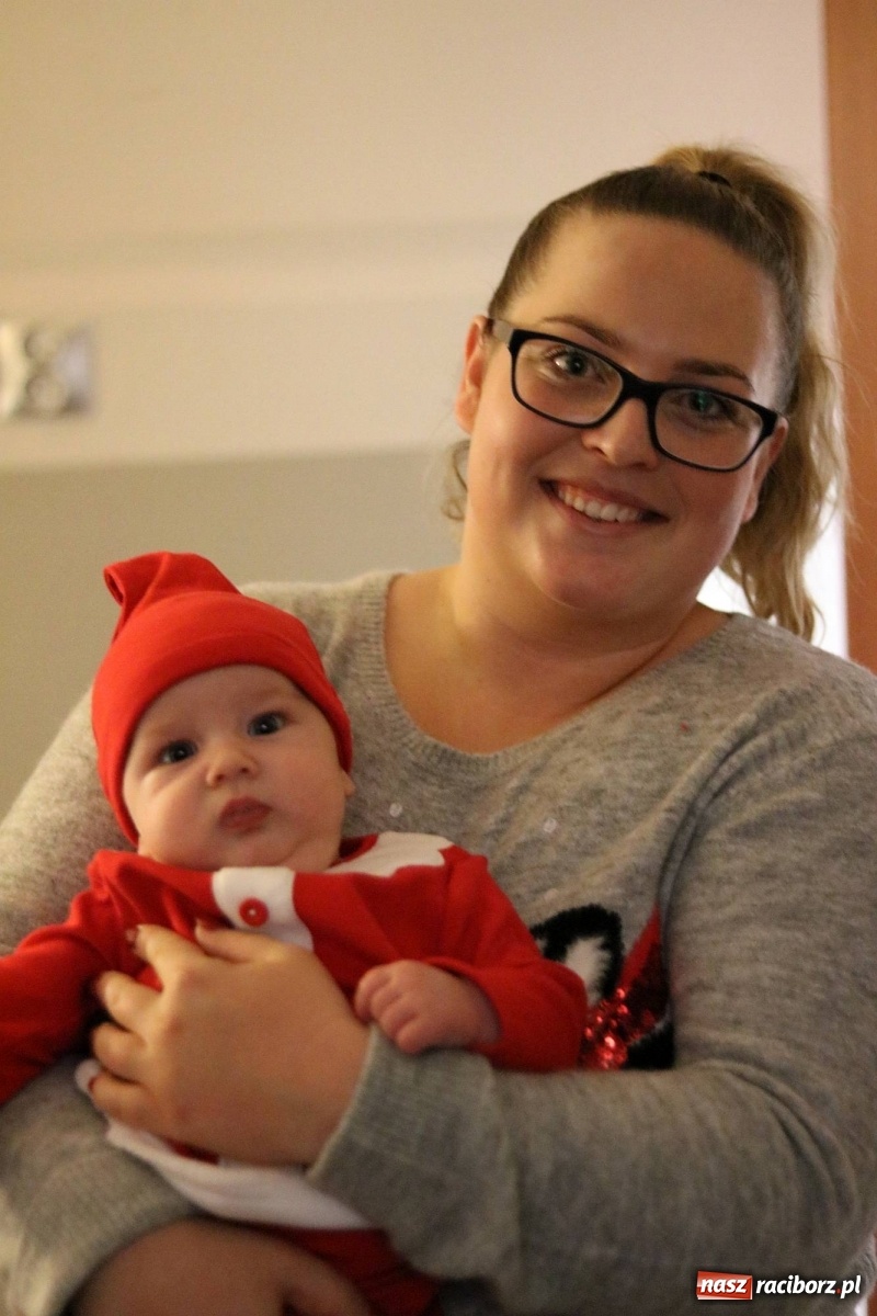 Zdjęcie w galerii na portalu naszraciborz.pl: Mikołajkowy baśniowy ambaras w Roszkowie [FOTO] wiadomości z regionu