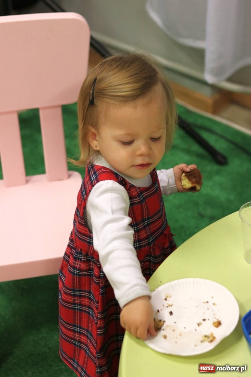 Zdjęcie w galerii na portalu naszraciborz.pl: Mikołajkowy baśniowy ambaras w Roszkowie [FOTO] wiadomości z regionu