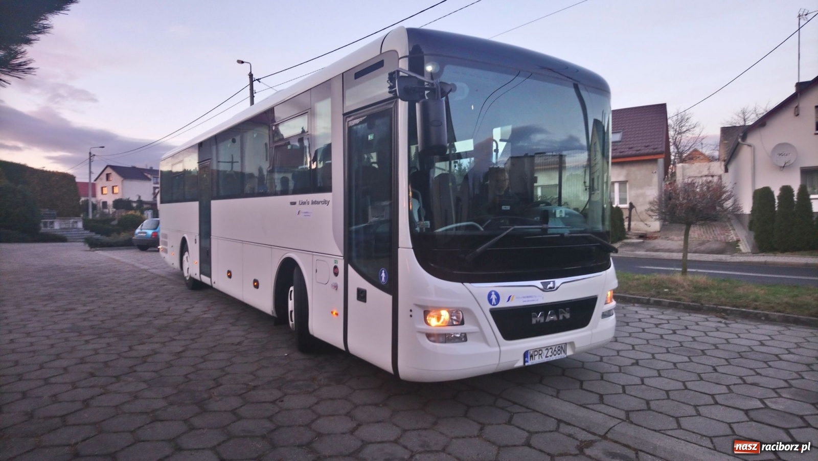 Zdjęcie w galerii na portalu naszraciborz.pl: PKS Racibórz testuje kolejny autobus – tym razem regionalnego LWA wiadomości z regionu