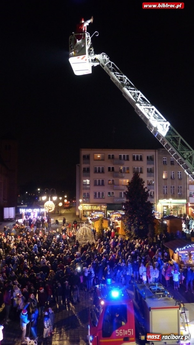 Zdjęcie w galerii na portalu naszraciborz.pl: Biblioteka na Jarmarku Bożonarodzeniowym wiadomości z regionu