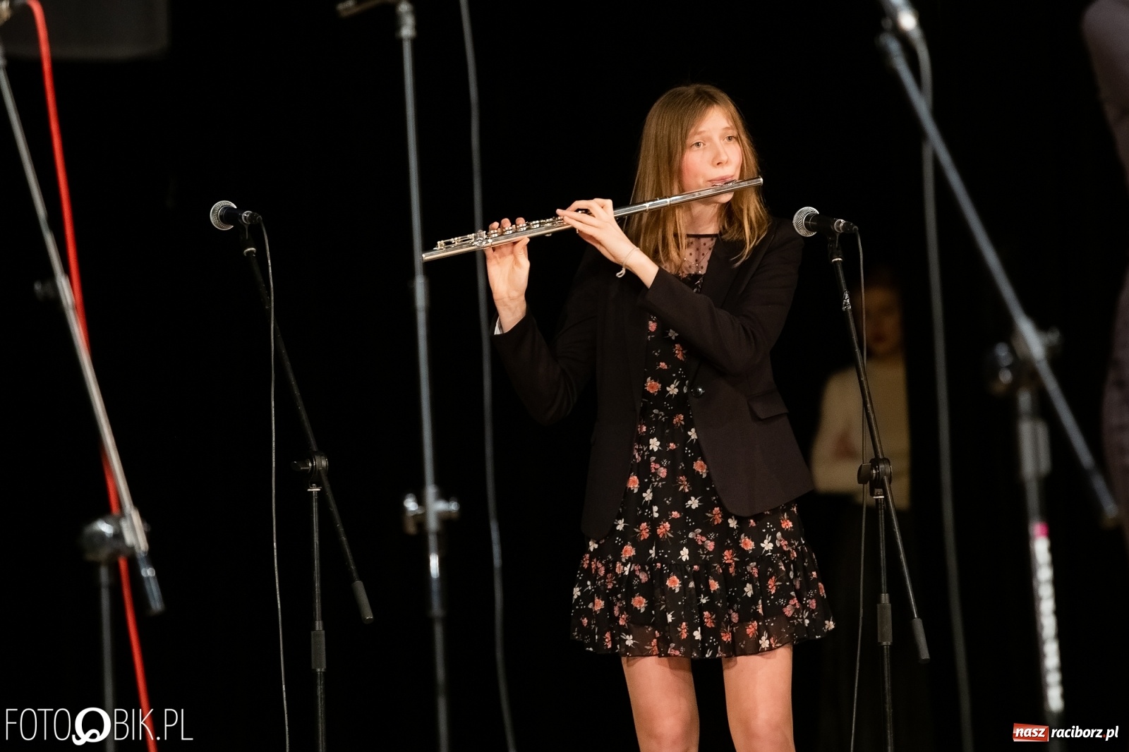 Zdjęcie w galerii na portalu naszraciborz.pl: Koncert zimowy w wykonaniu uczniów I LO i SP 4 w RCK [FOTO i WIDEO] wiadomości z regionu