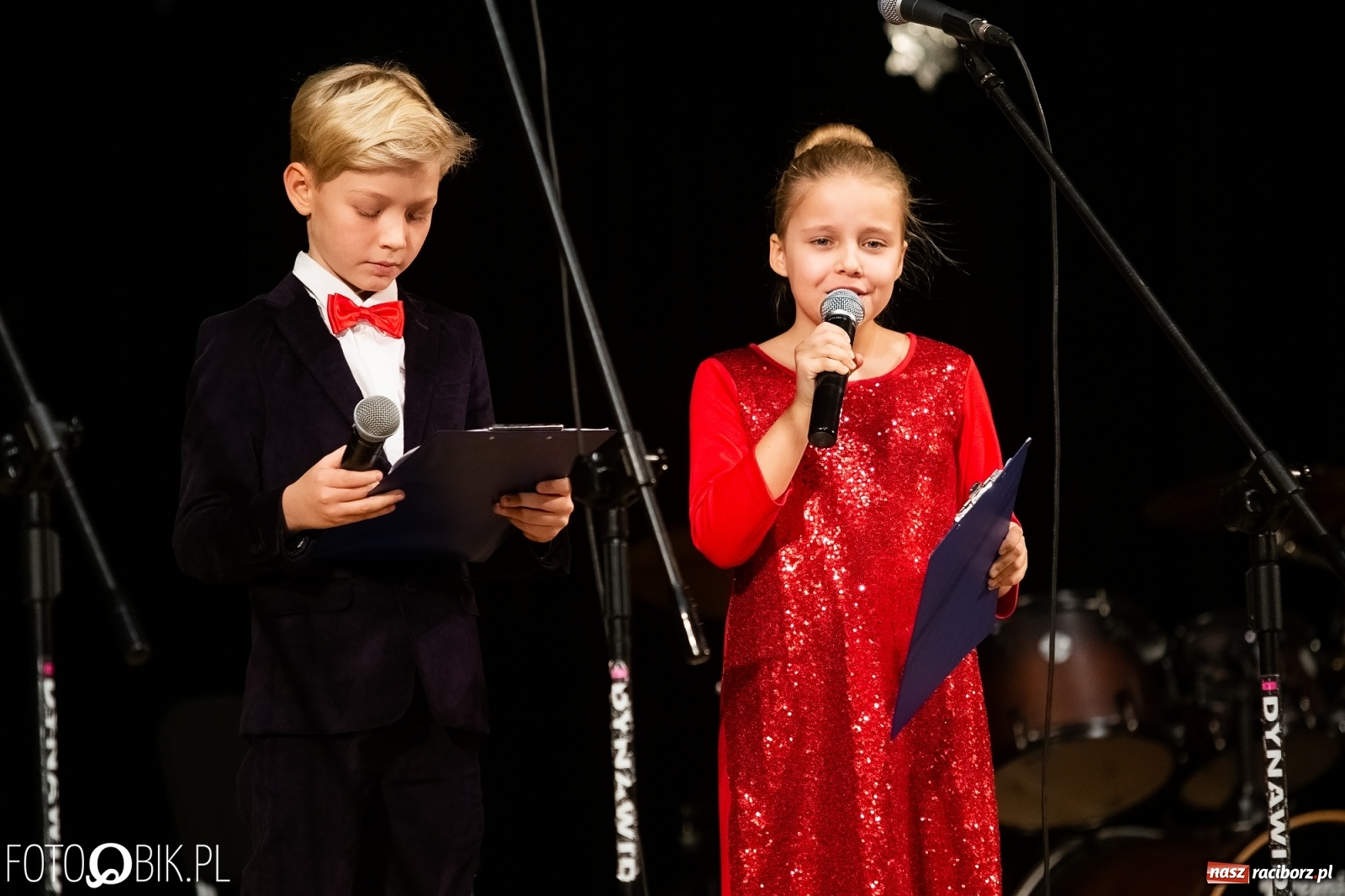 Zdjęcie w galerii na portalu naszraciborz.pl: Koncert zimowy w wykonaniu uczniów I LO i SP 4 w RCK [FOTO i WIDEO] wiadomości z regionu