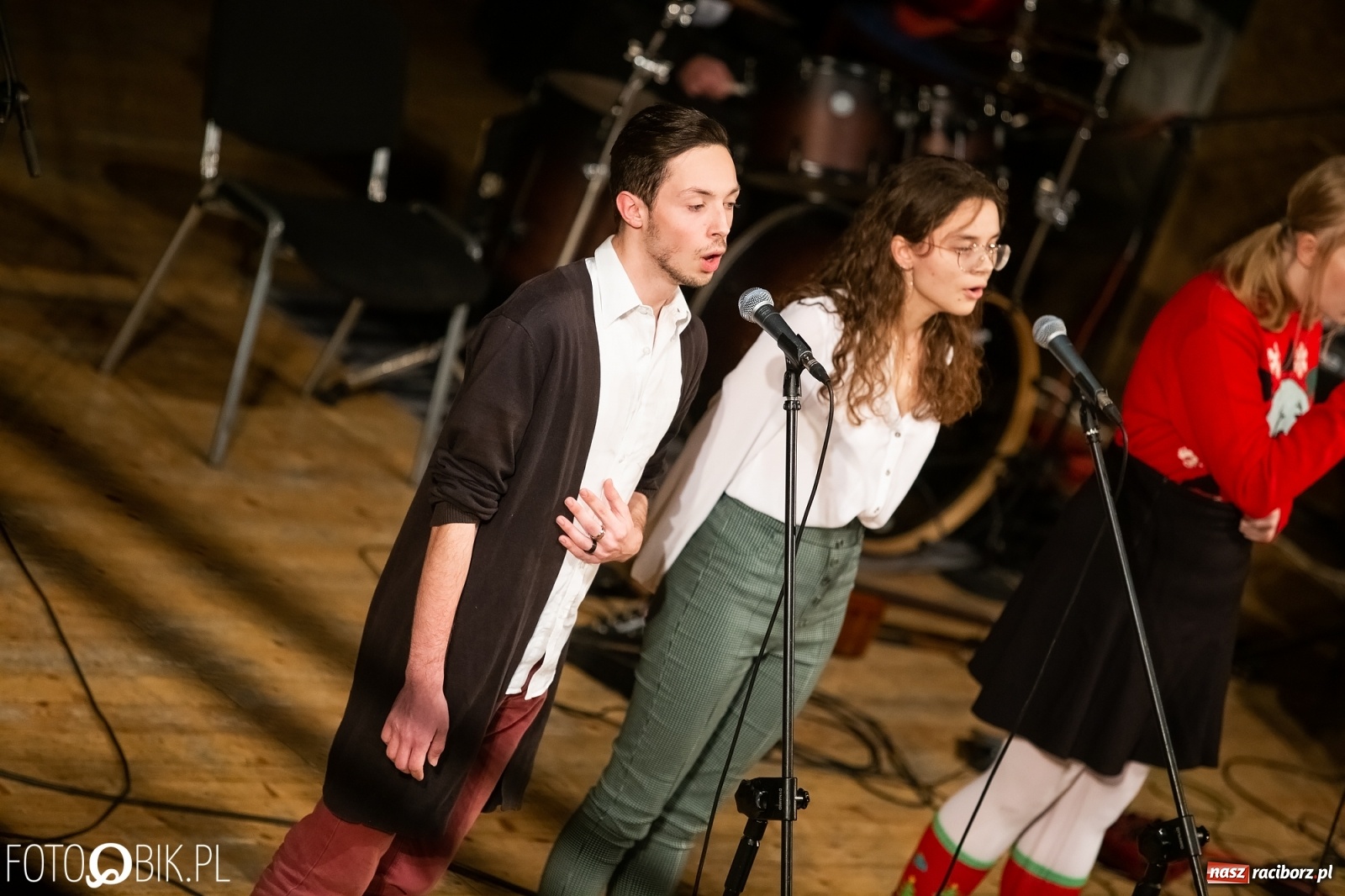 Zdjęcie w galerii na portalu naszraciborz.pl: Koncert zimowy w wykonaniu uczniów I LO i SP 4 w RCK [FOTO i WIDEO] wiadomości z regionu