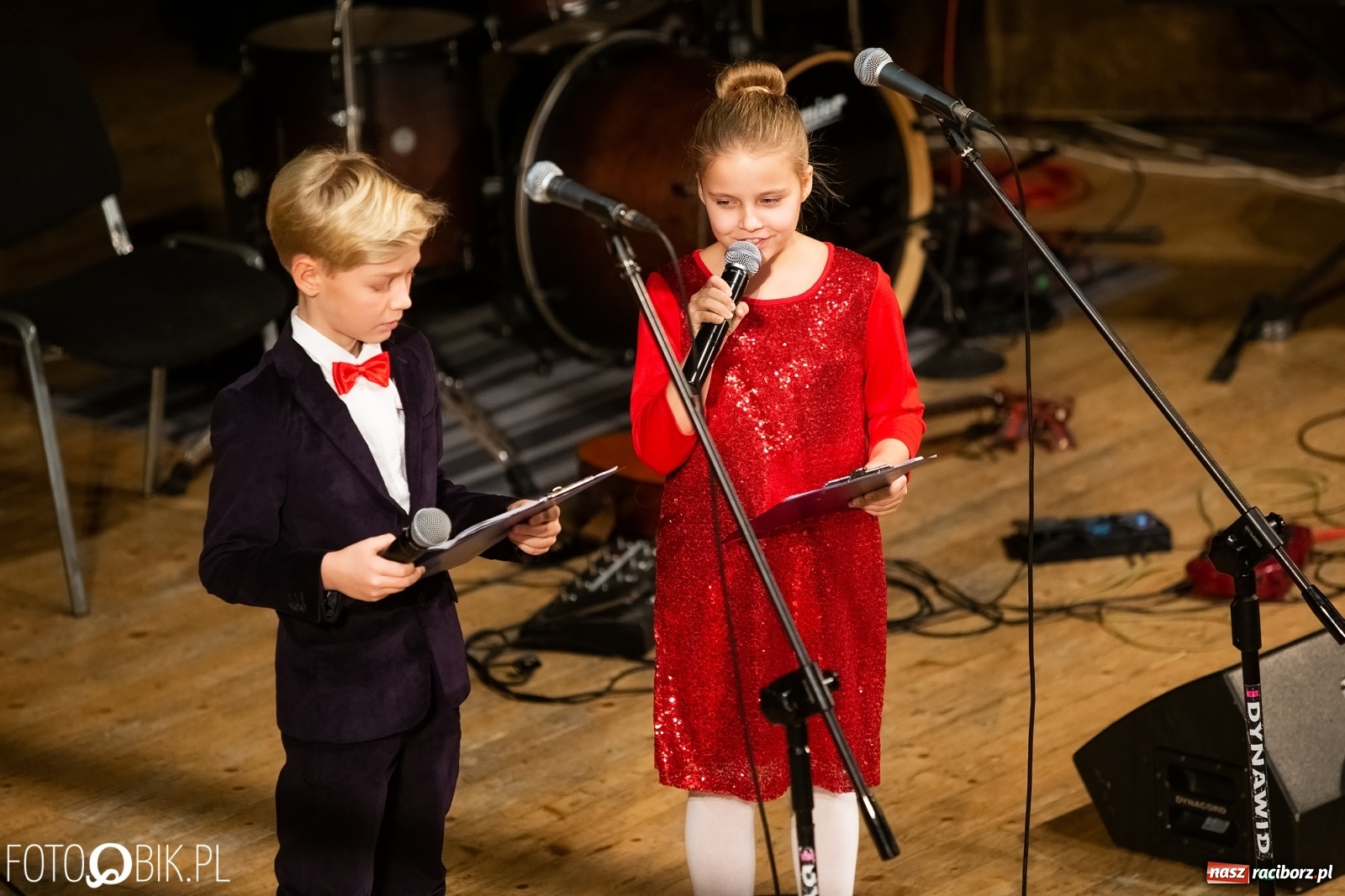 Zdjęcie w galerii na portalu naszraciborz.pl: Koncert zimowy w wykonaniu uczniów I LO i SP 4 w RCK [FOTO i WIDEO] wiadomości z regionu