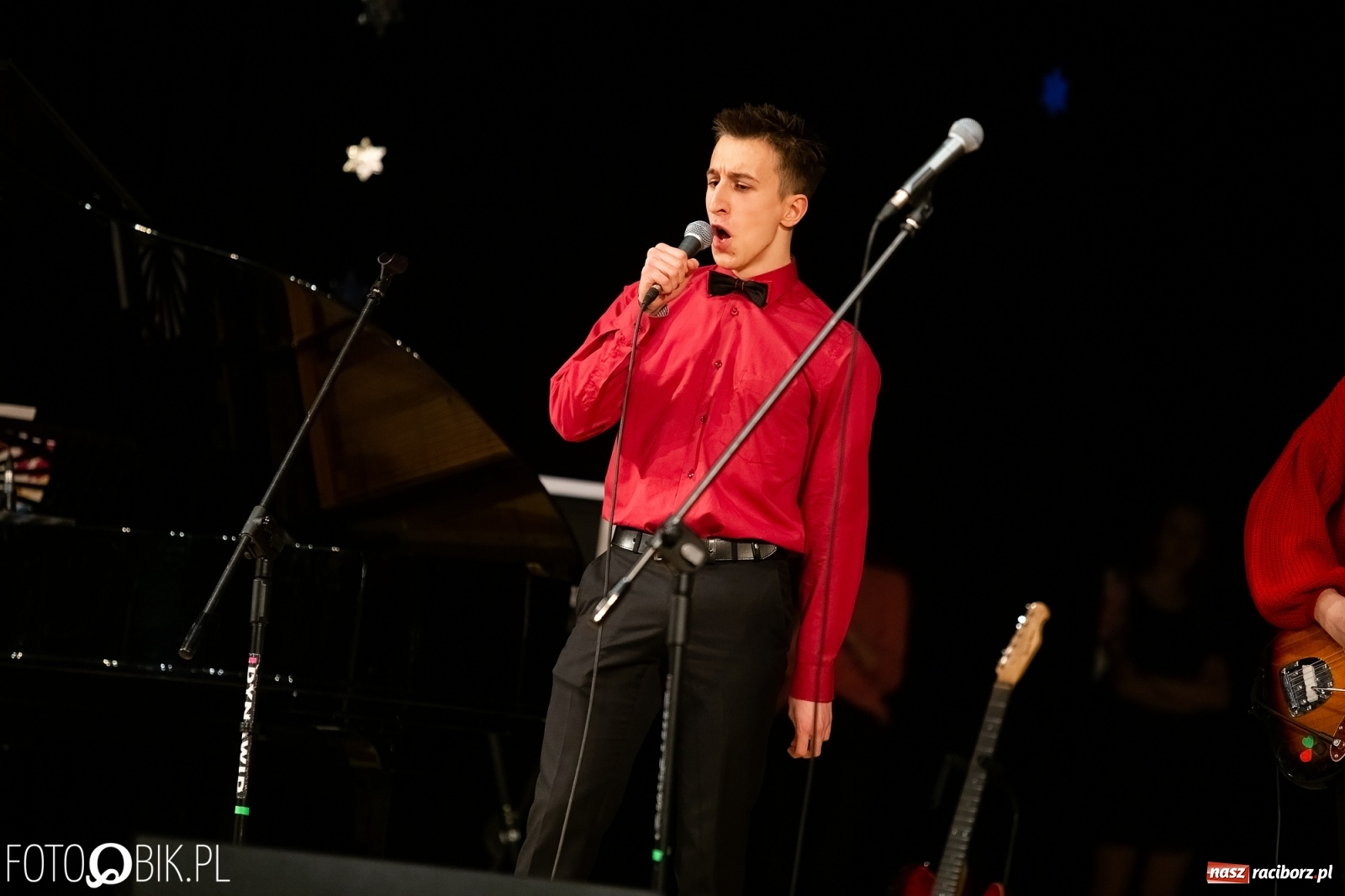 Zdjęcie w galerii na portalu naszraciborz.pl: Koncert zimowy w wykonaniu uczniów I LO i SP 4 w RCK [FOTO i WIDEO] wiadomości z regionu