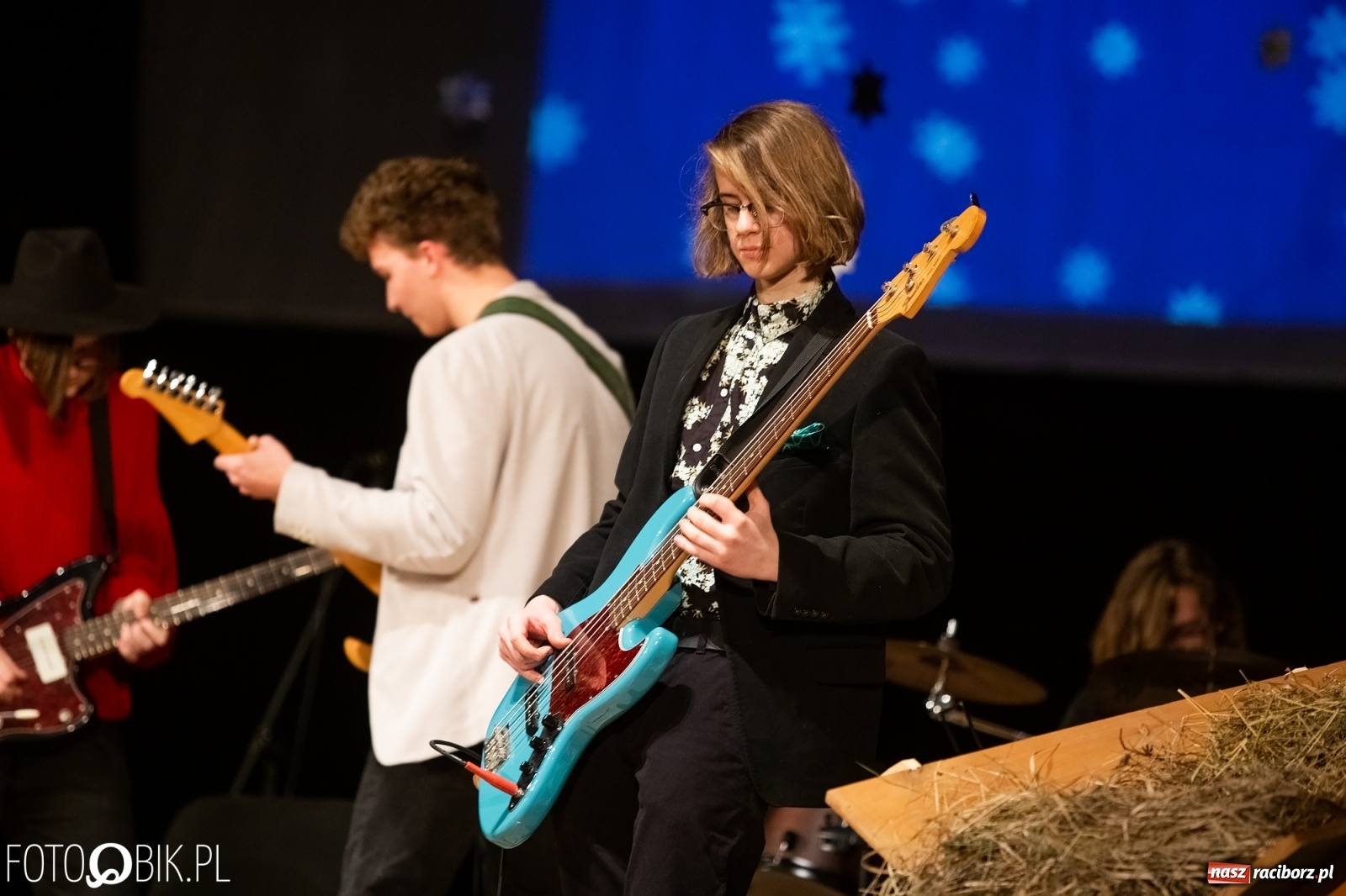 Zdjęcie w galerii na portalu naszraciborz.pl: Koncert zimowy w wykonaniu uczniów I LO i SP 4 w RCK [FOTO i WIDEO] wiadomości z regionu