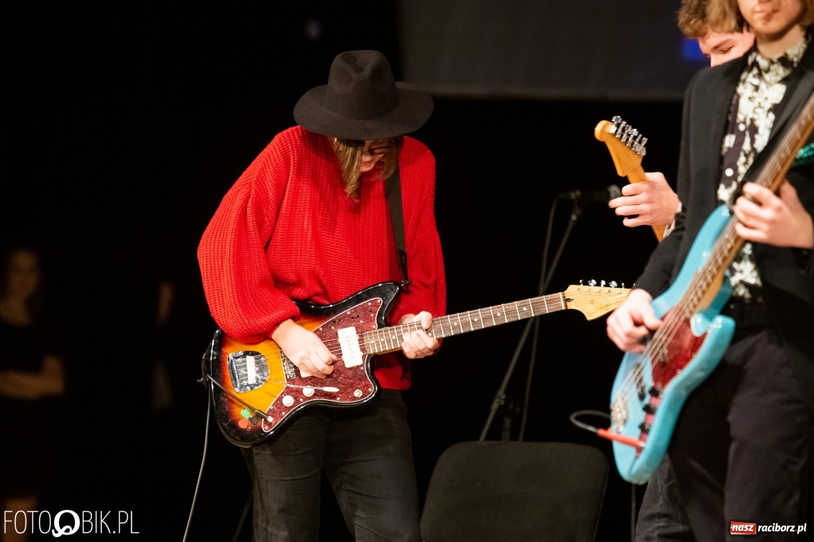 Zdjęcie w galerii na portalu naszraciborz.pl: Koncert zimowy w wykonaniu uczniów I LO i SP 4 w RCK [FOTO i WIDEO] wiadomości z regionu