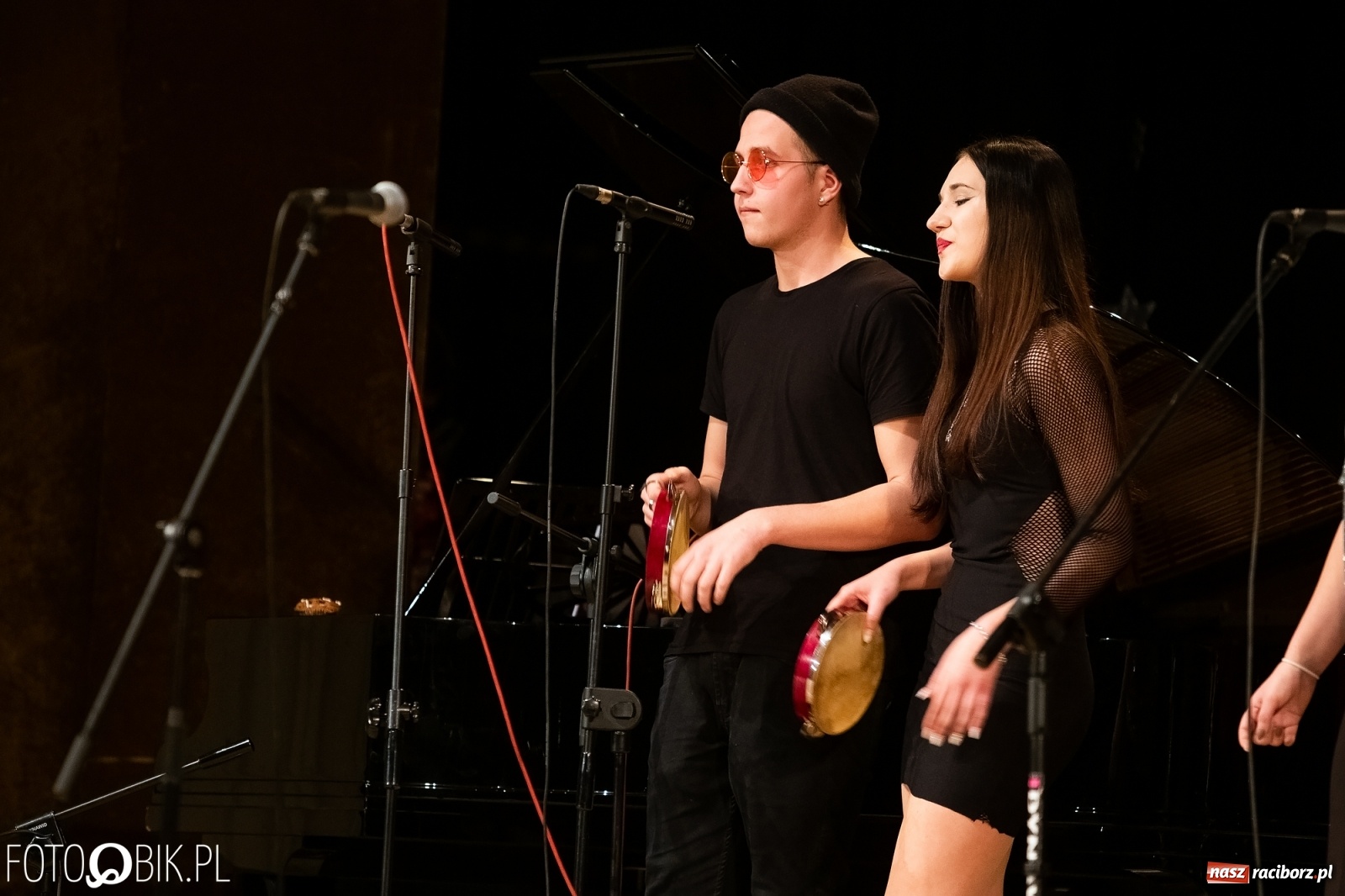 Zdjęcie w galerii na portalu naszraciborz.pl: Koncert zimowy w wykonaniu uczniów I LO i SP 4 w RCK [FOTO i WIDEO] wiadomości z regionu