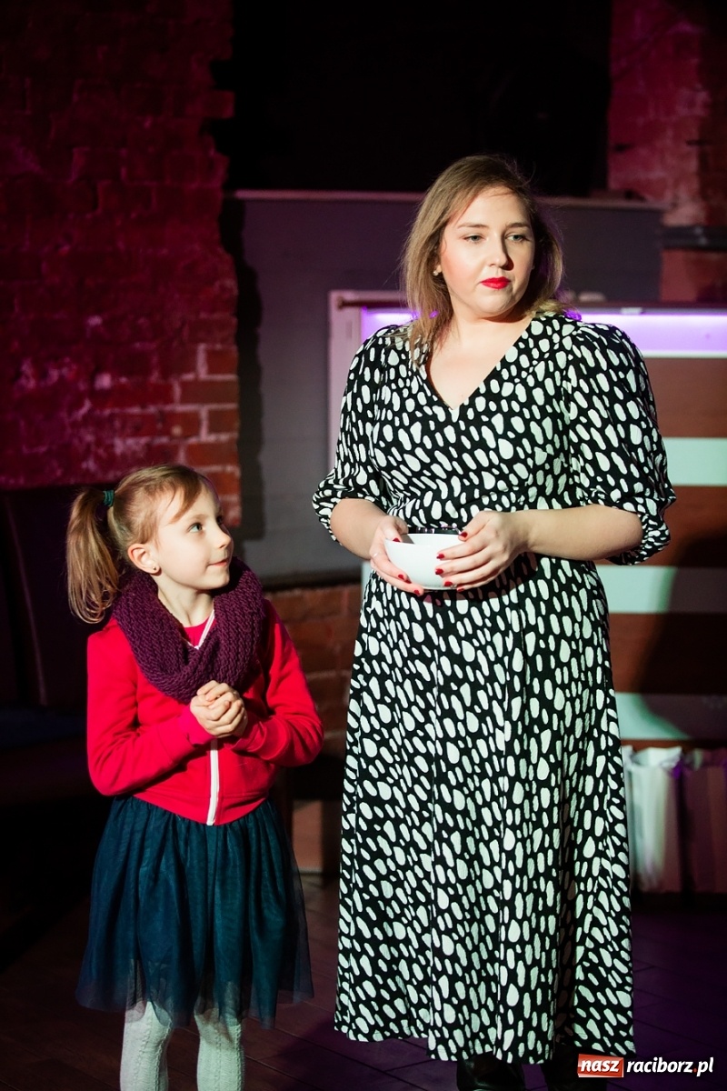 Zdjęcie w galerii na portalu naszraciborz.pl: Malowane buty, orientalne stroje i prywatny kucharz. Najlepsze biznes plany 2019 wiadomości z regionu