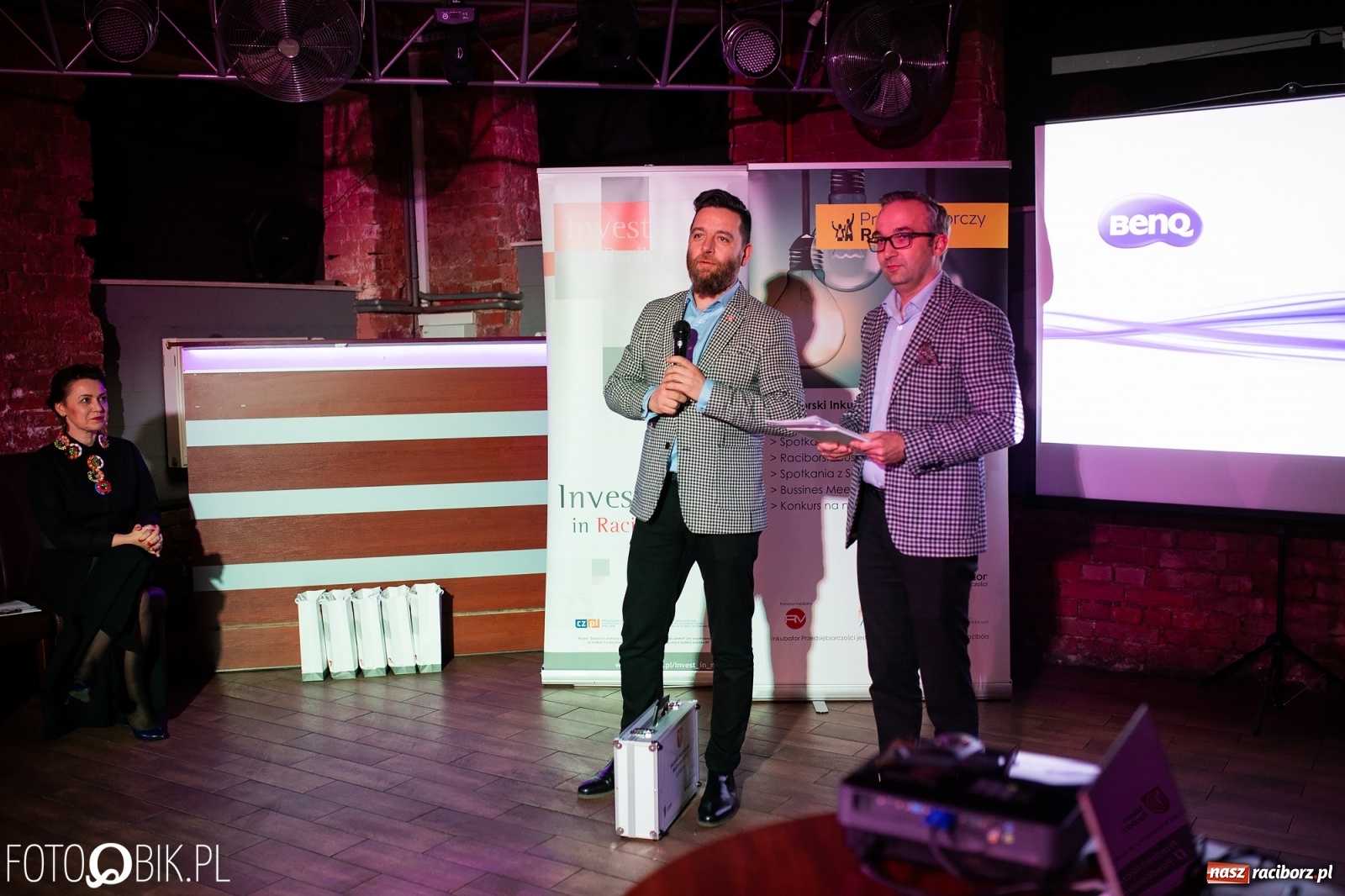 Zdjęcie w galerii na portalu naszraciborz.pl: Malowane buty, orientalne stroje i prywatny kucharz. Najlepsze biznes plany 2019 wiadomości z regionu