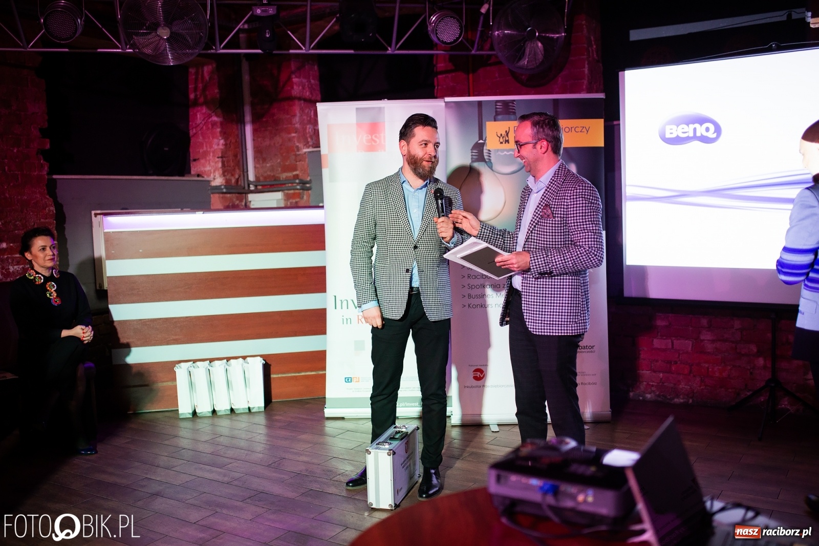 Zdjęcie w galerii na portalu naszraciborz.pl: Malowane buty, orientalne stroje i prywatny kucharz. Najlepsze biznes plany 2019 wiadomości z regionu