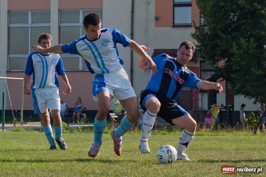 Zdjęcie w galerii na portalu naszraciborz.pl: Markowice rozbiły Chałupki wiadomości z regionu