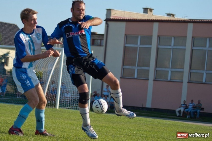 Zdjęcie w galerii na portalu naszraciborz.pl: Markowice rozbiły Chałupki wiadomości z regionu